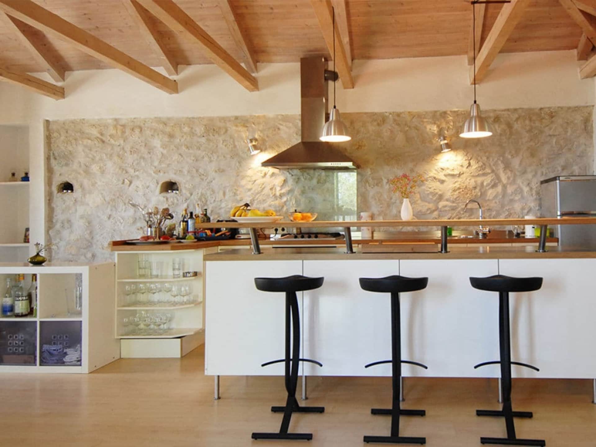 Stijlvol stenen huis met zeezicht op Lefkada, 300m van centrum Kavalos - foto 9