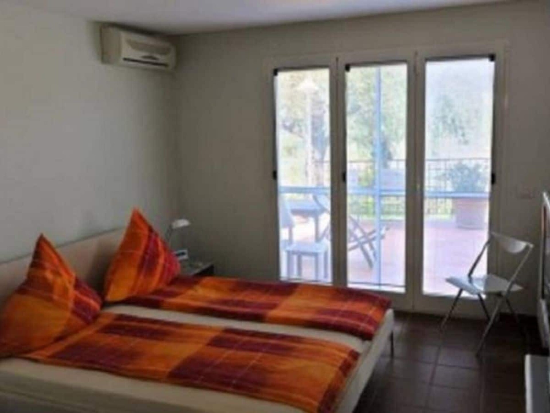 Ruime heuveltopvilla met sauna en zeezicht nabij Soldano - foto 11