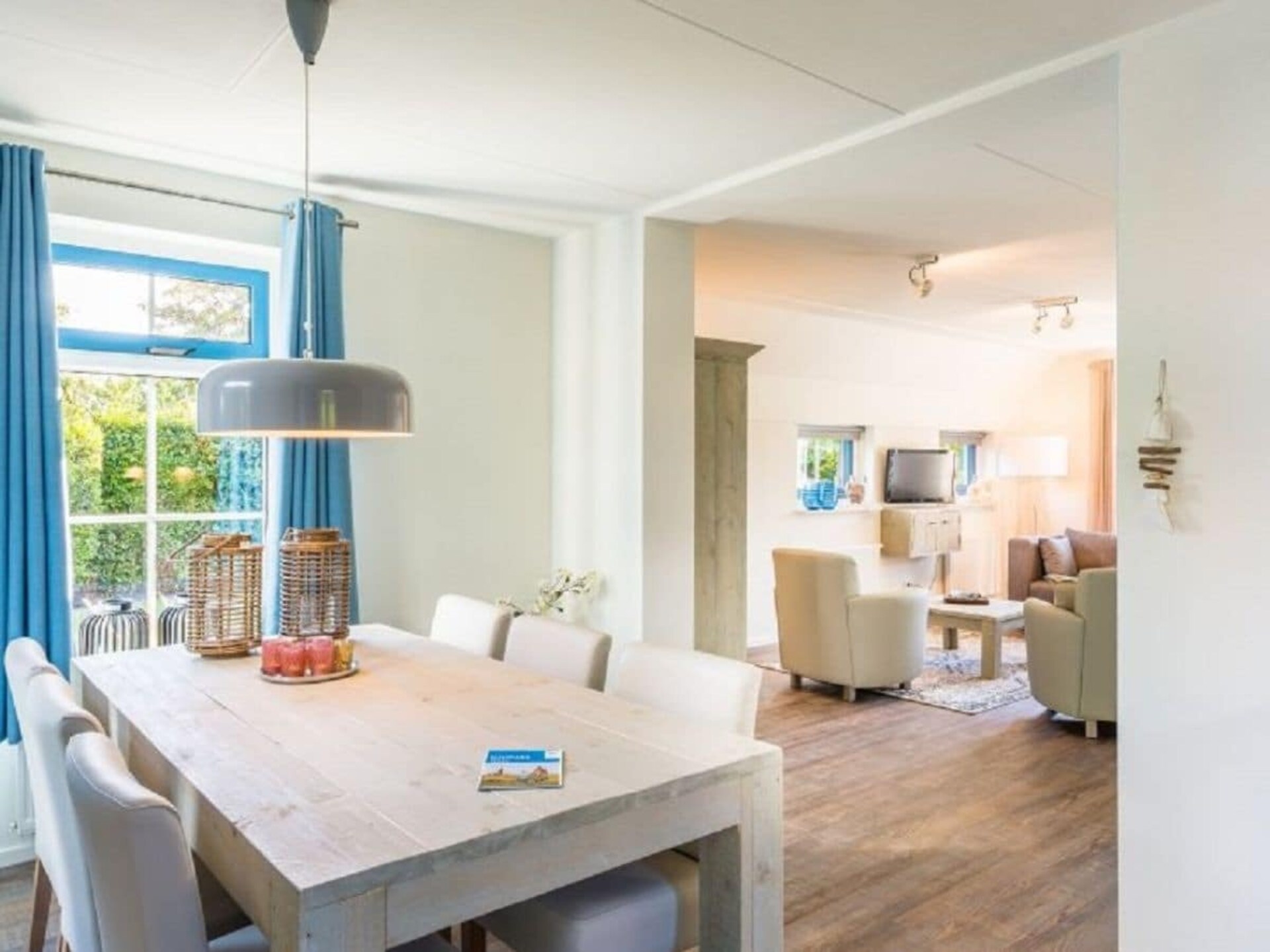 6-persoons vakantiehuis in De Koog met moderne inrichting - foto 7
