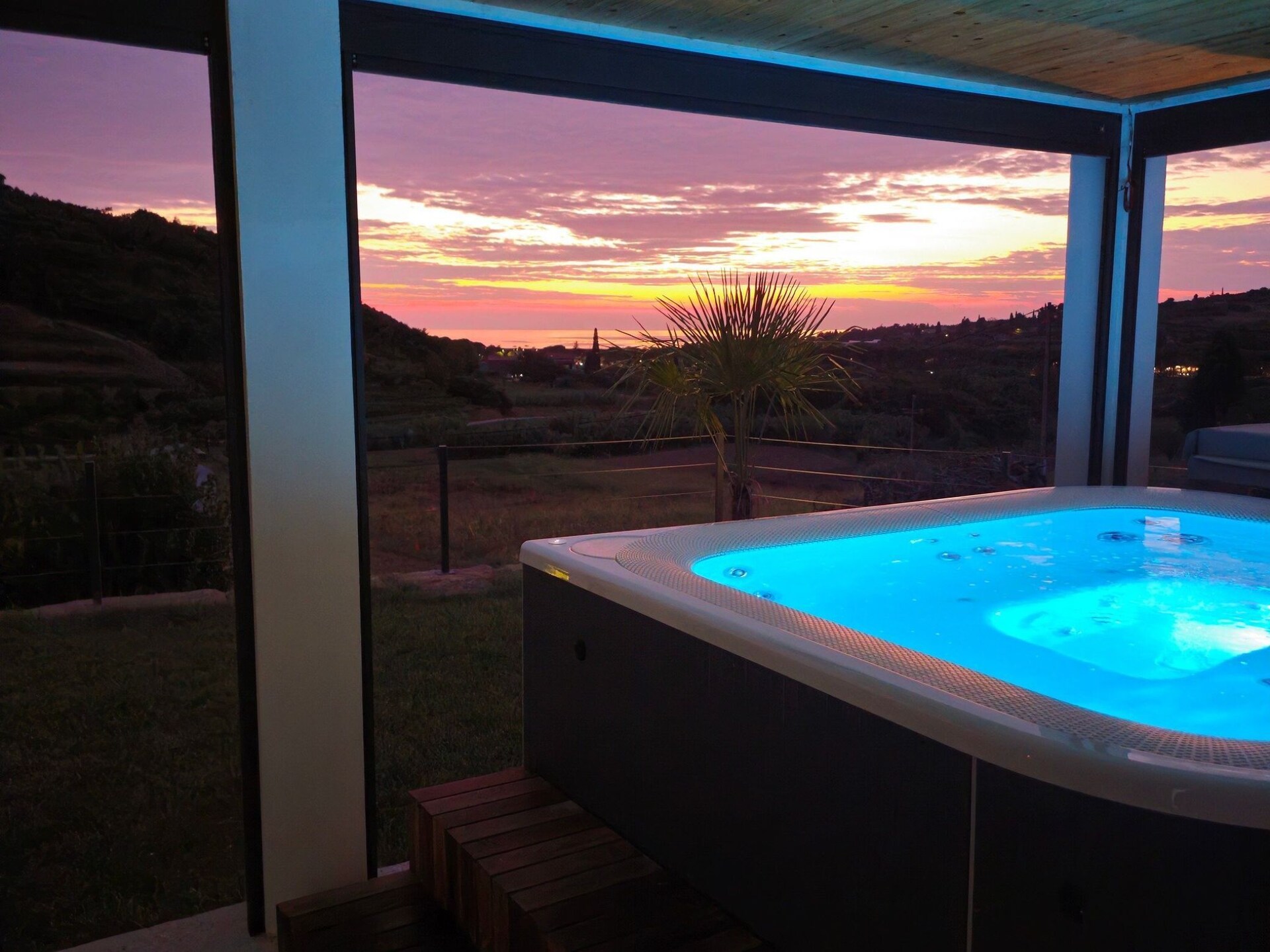 Luxe appartement in Portoroz met zeezicht, terras en hot-tub - foto 15