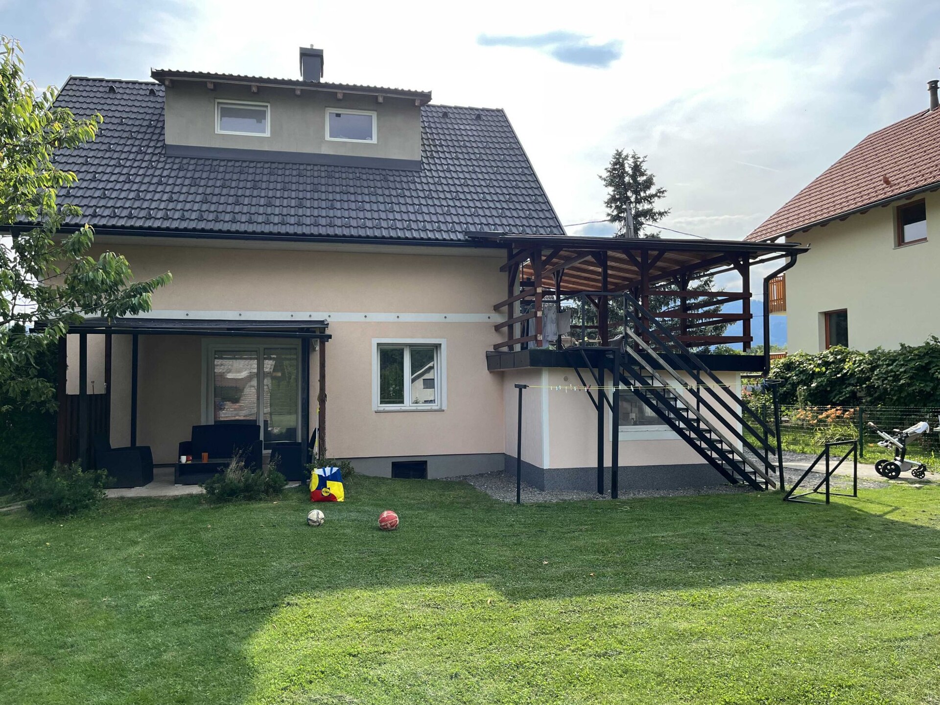 Knus studio-appartement in Žirovnica met uitzicht op de groene tuin - foto 24