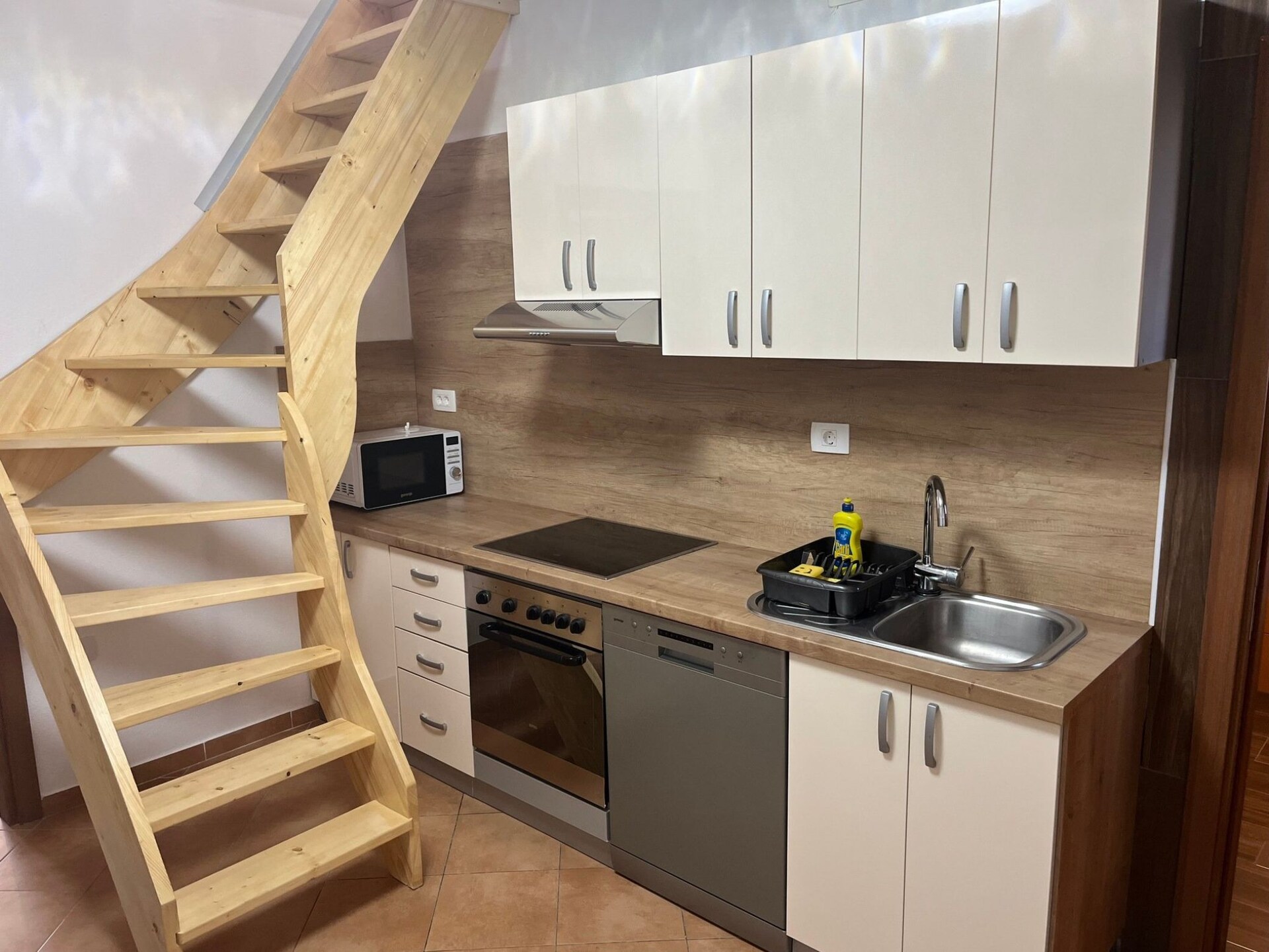 Tweekamerappartement aan de voet van de Julische Alpen in Žirovnica - foto 8