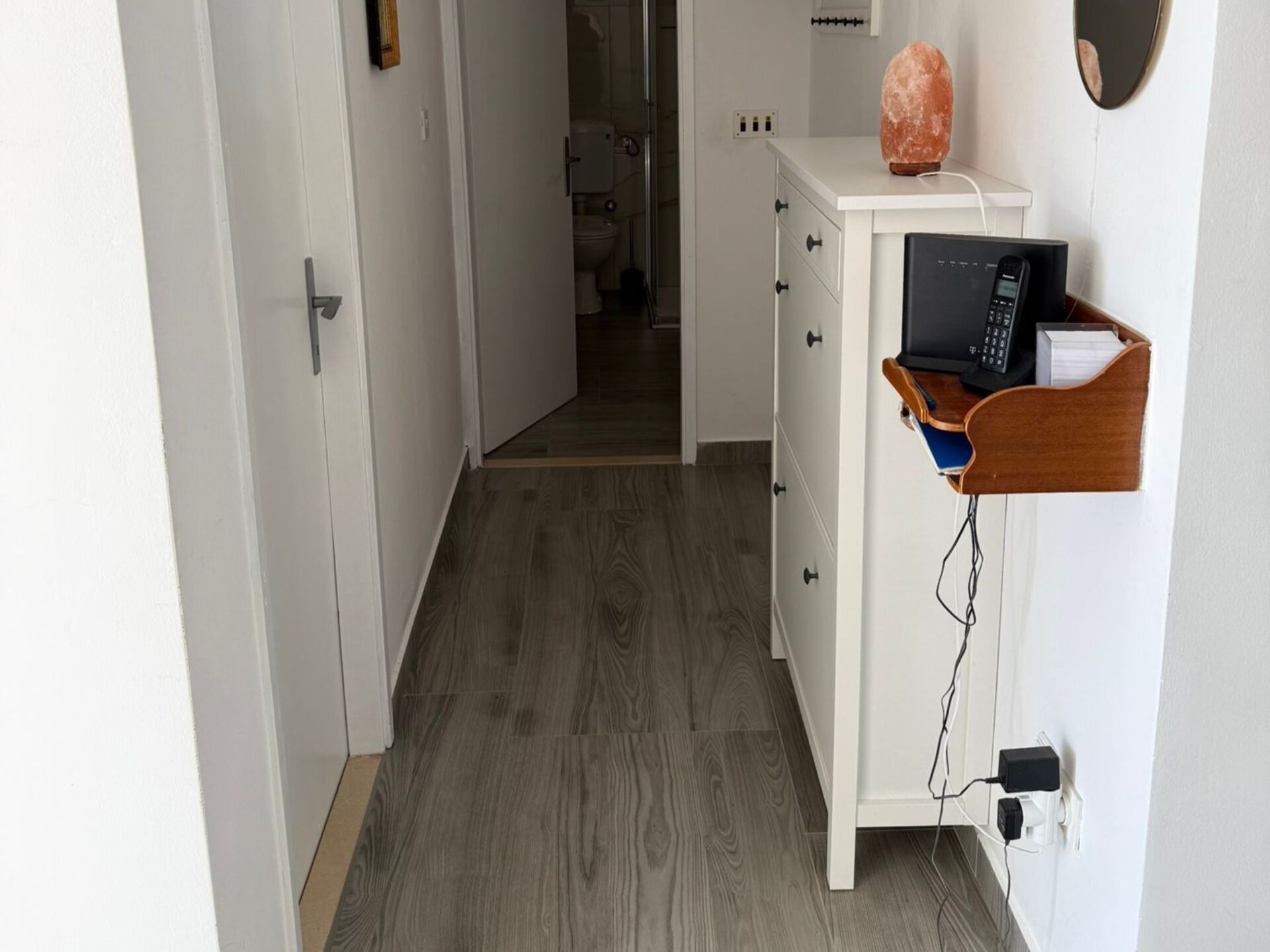Ruim appartement voor 6 aan zee in Dugi Rat met zwembad en WiFi - foto 3