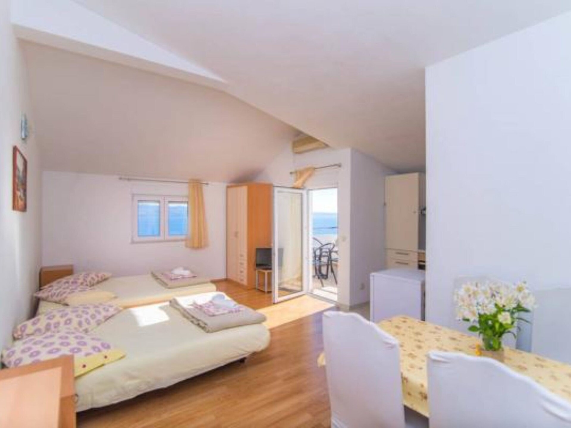 Studio aan zee in Dugi Rat voor 4 personen, 300m van het strand - foto 1
