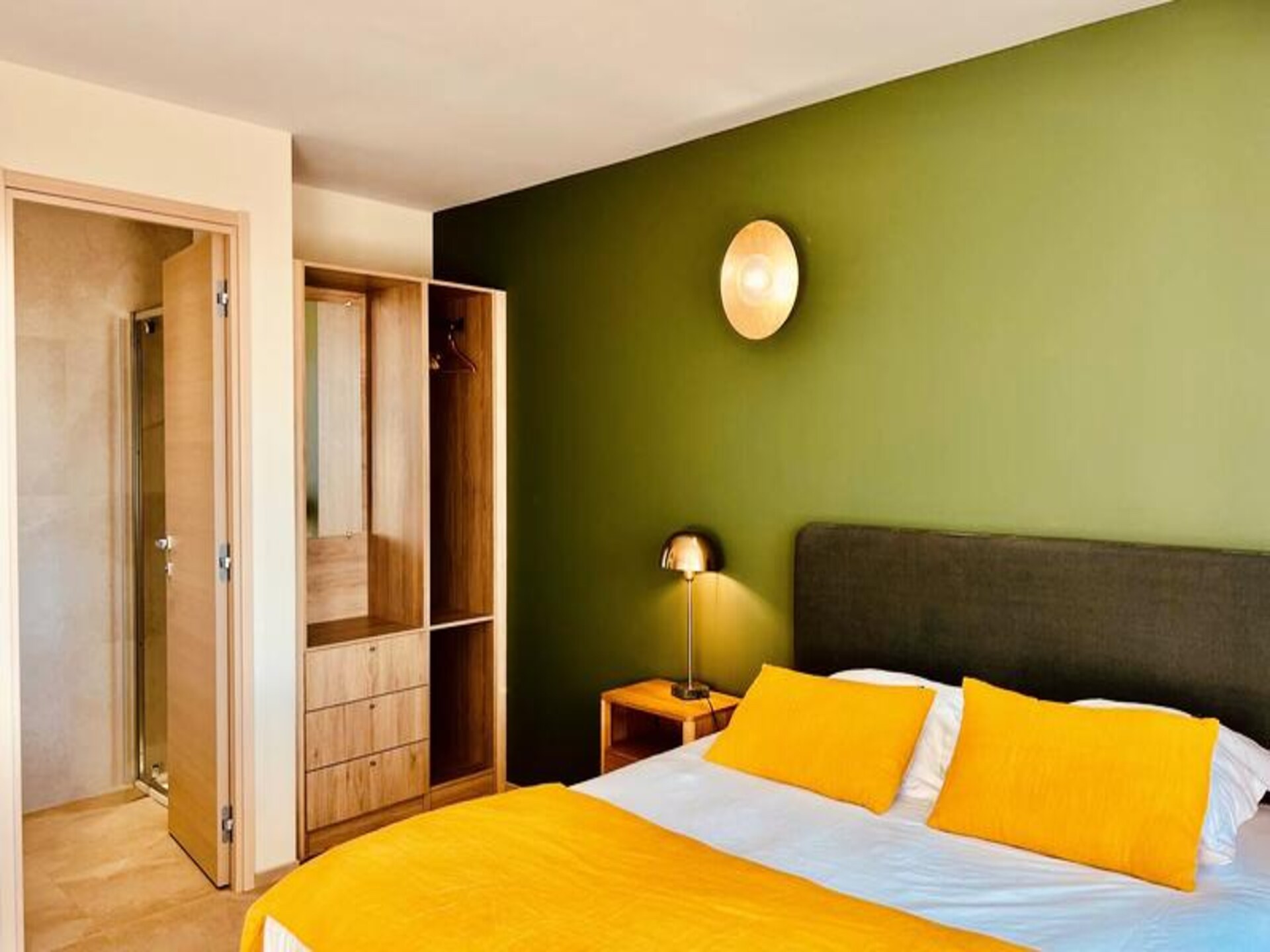 Luxe appartement in AFA met airco, 2 slaapkamers en wasmachine - foto 3