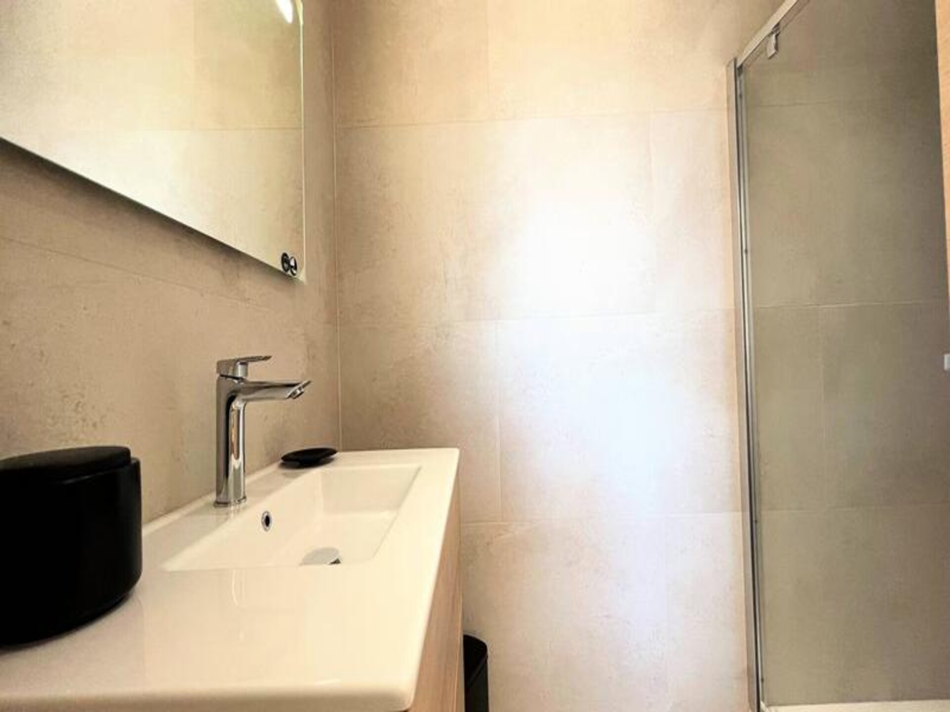 Luxe appartement in AFA met airco, 2 slaapkamers en wasmachine - foto 5