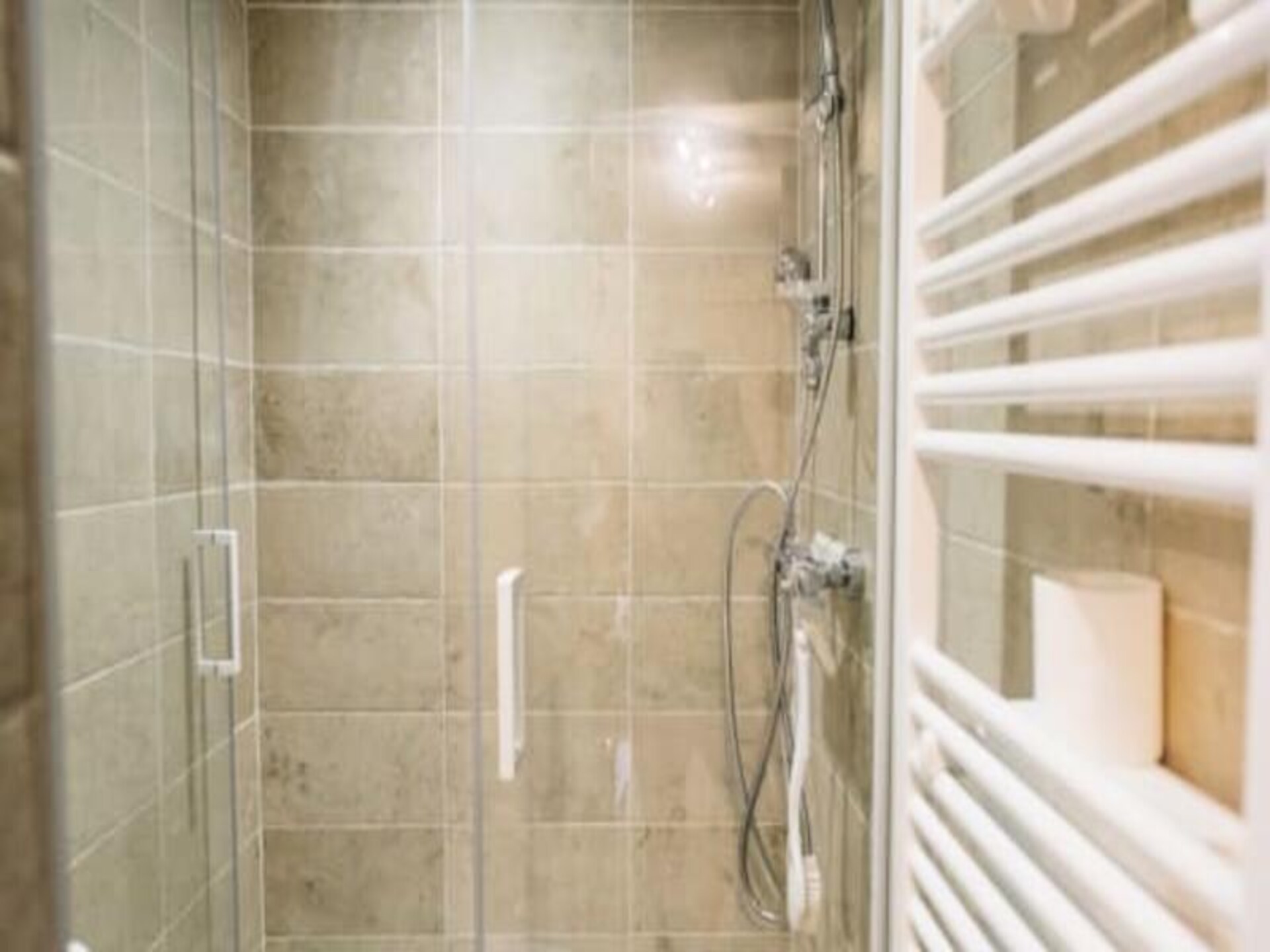 Authentiek Provençaals herenhuis met privézwembad en uitzicht op de Luberon - foto 27