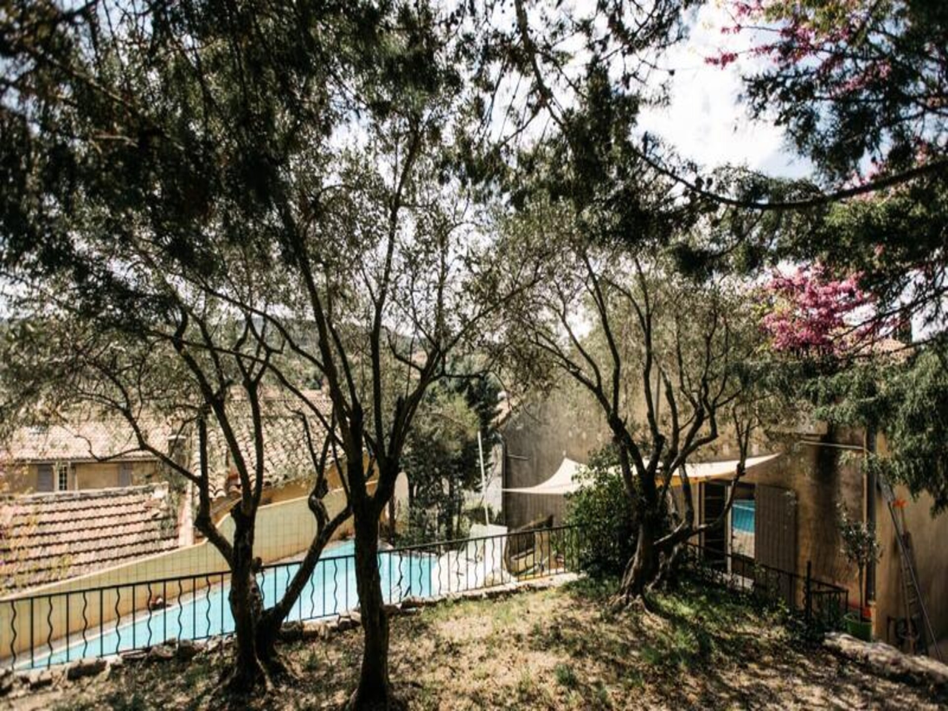 Authentiek Provençaals herenhuis met privézwembad en uitzicht op de Luberon - foto 36