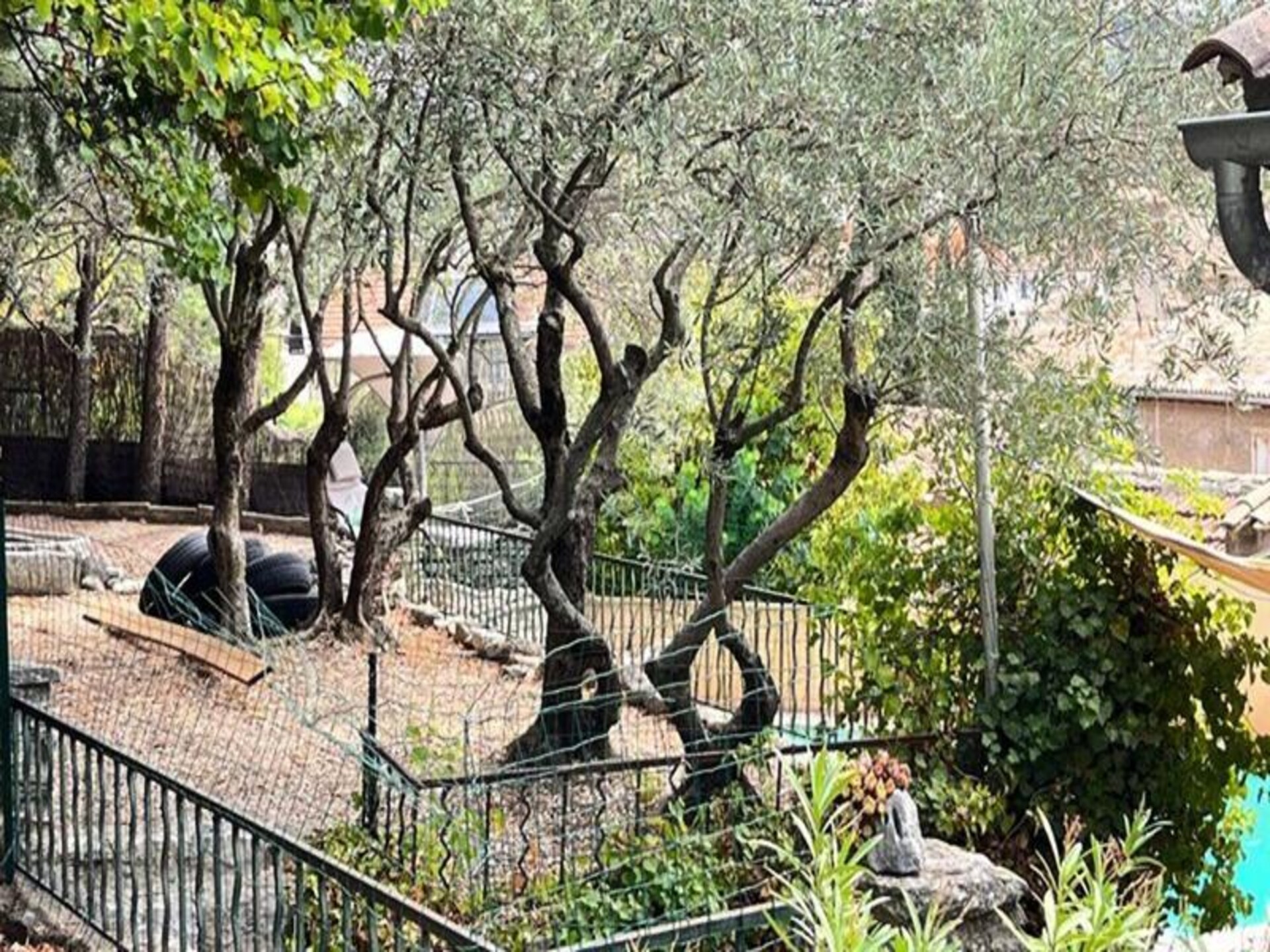 Authentiek Provençaals herenhuis met privézwembad en uitzicht op de Luberon - foto 47