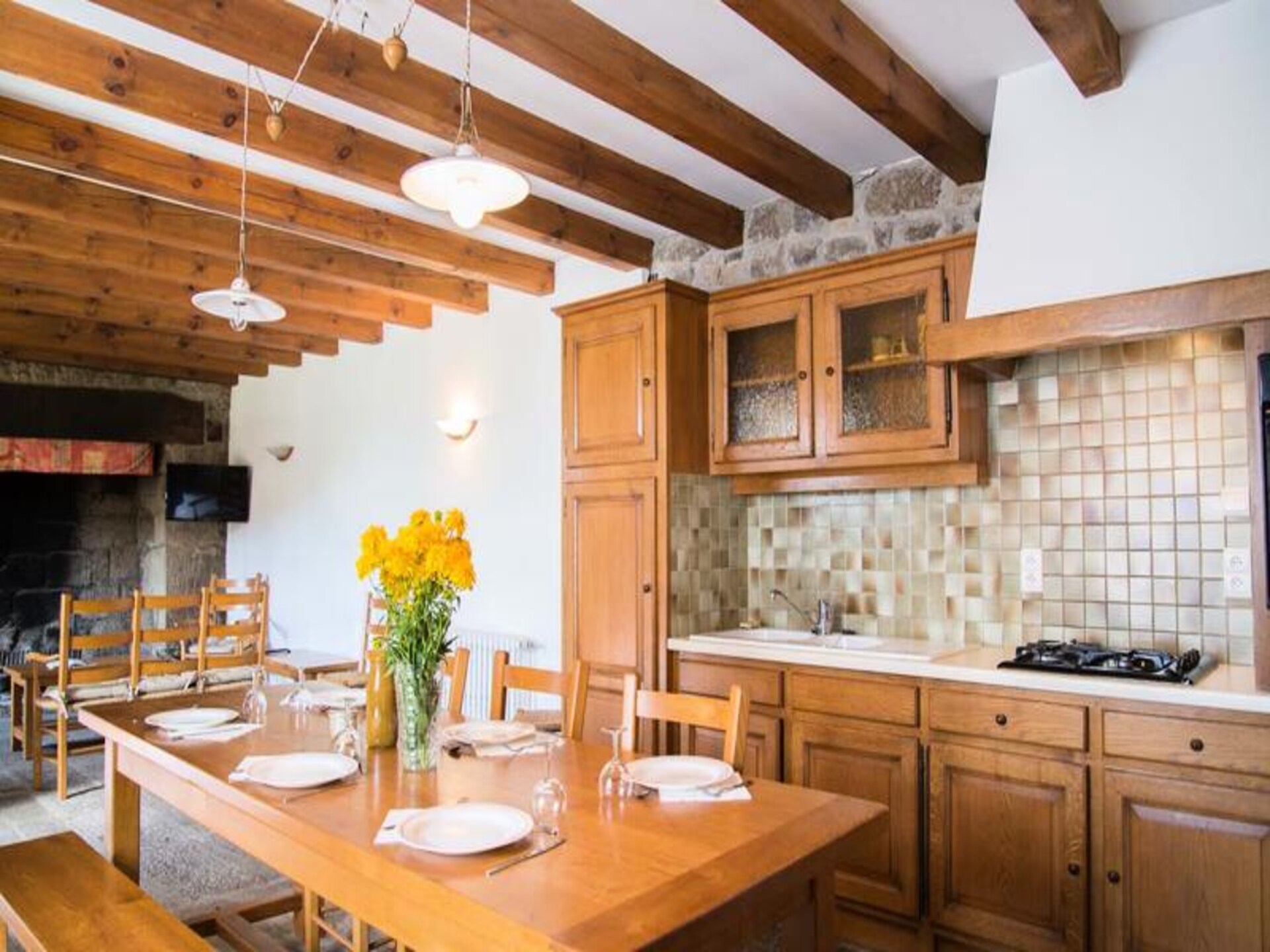 Authentiek vakantiehuis in Arzenc-d'Apcher met zwembad en uitzicht op de Gorges du Bès - foto 7
