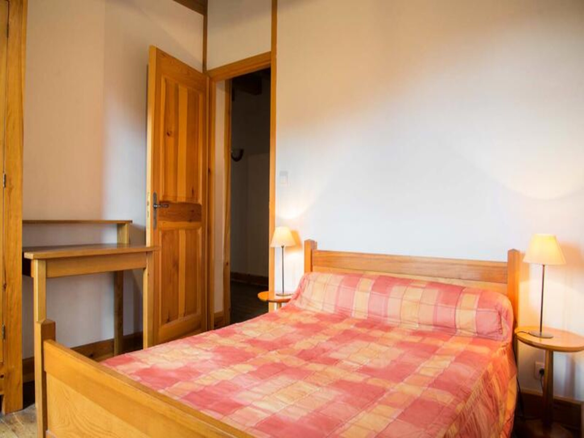 Authentiek vakantiehuis in Arzenc-d'Apcher met zwembad en uitzicht op de Gorges du Bès - foto 9