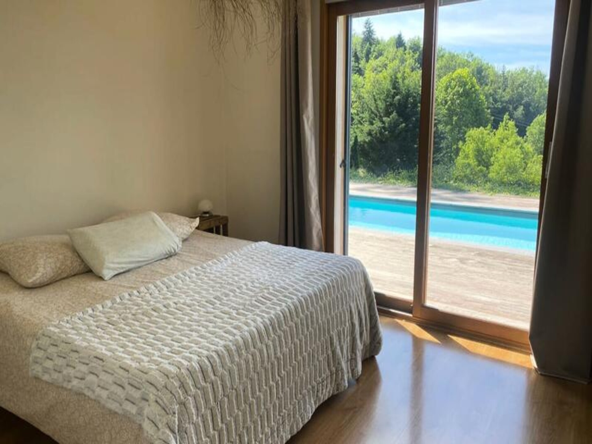 Prachtige villa met zwembad, jacuzzi en uitzicht op het Lac d'Aiguebelette - foto 10