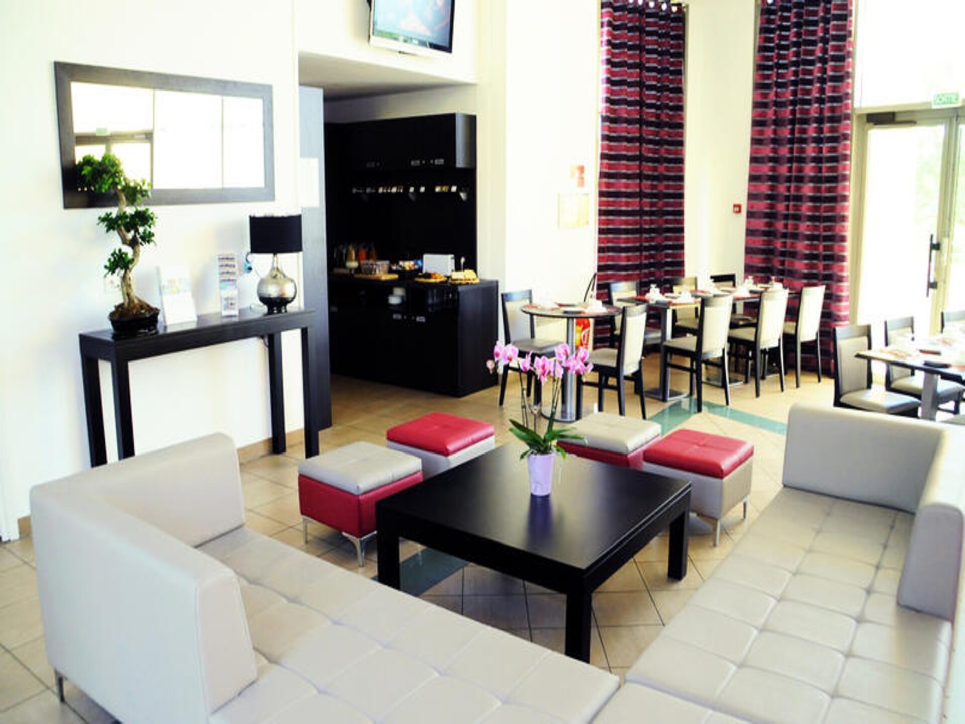 Rustiek appartement aan golfbaan bij Biot, met zwembad en sauna - foto 2