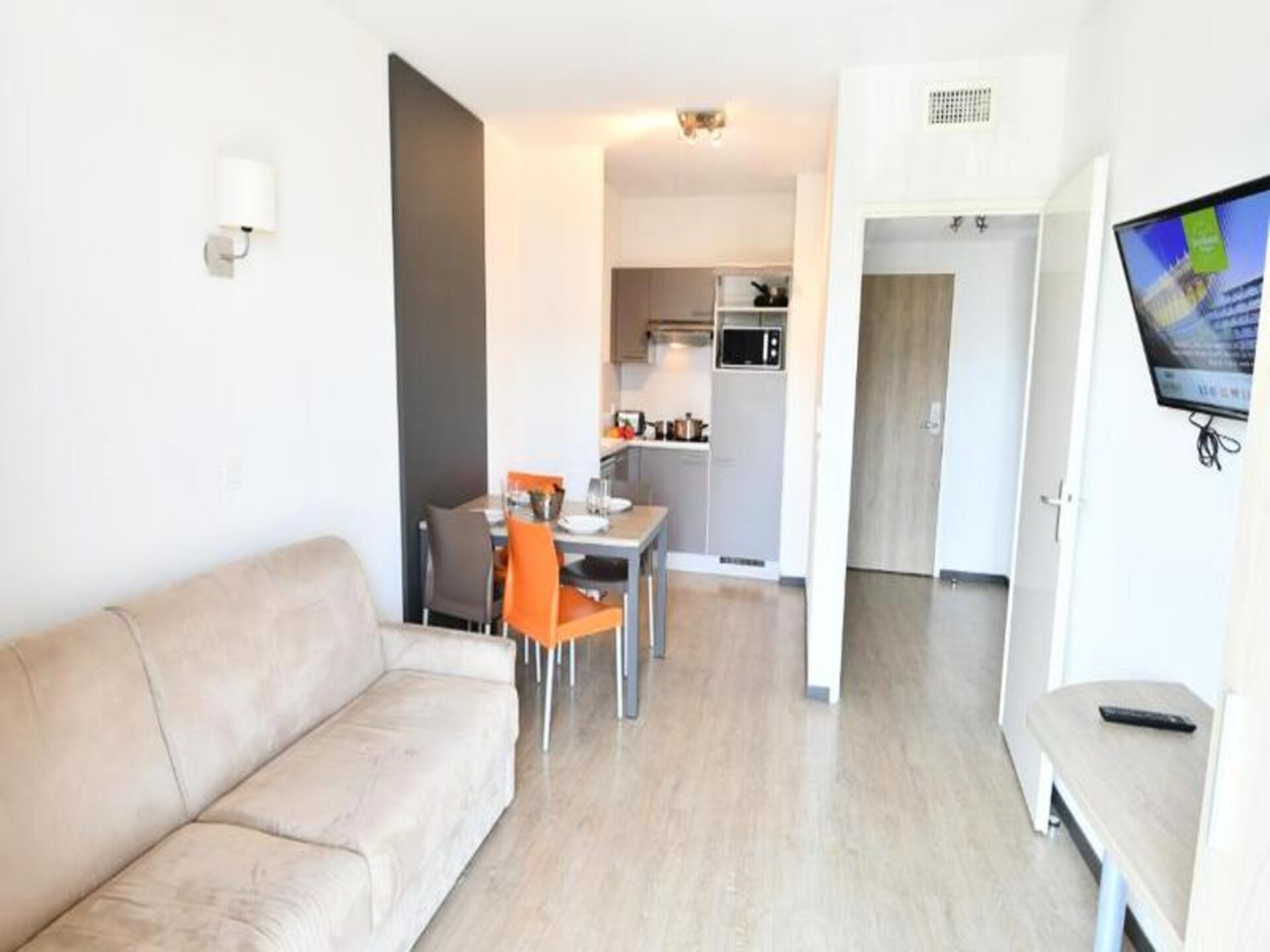 Licht appartement met terras bij het meer, vlakbij tram naar centrum Bordeaux - foto 22