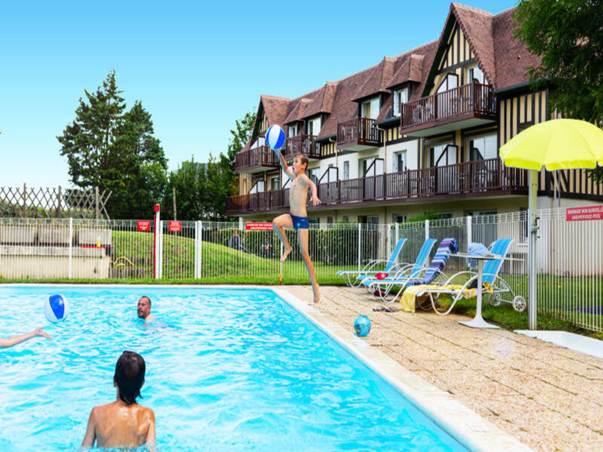 Appartement 4 personen bij strand Cabourg met verwarmd zwembad - foto 7