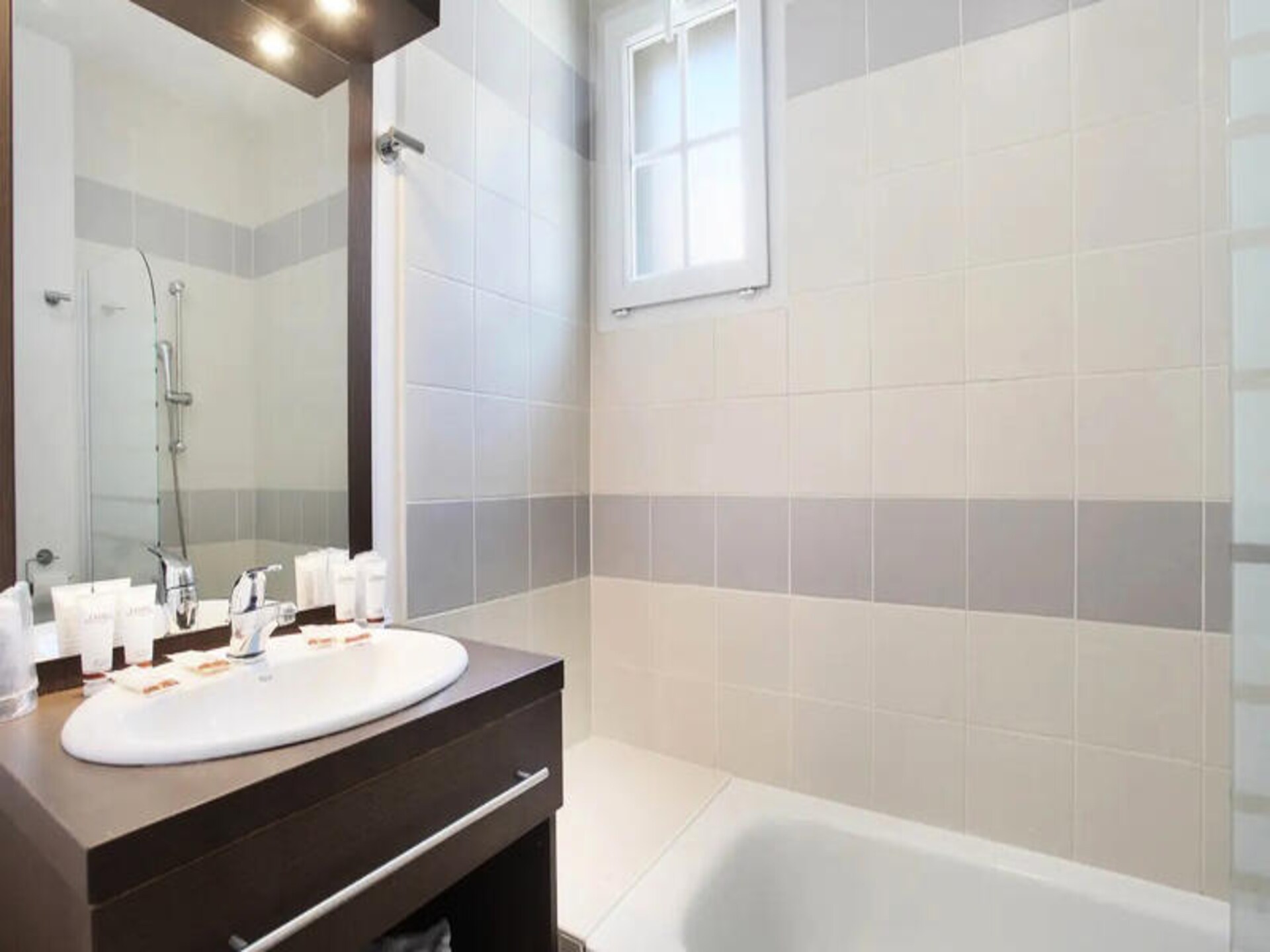 Ruim appartement voor 8 aan de voet van de Provence-golfloopbaan in Cabriès - foto 13