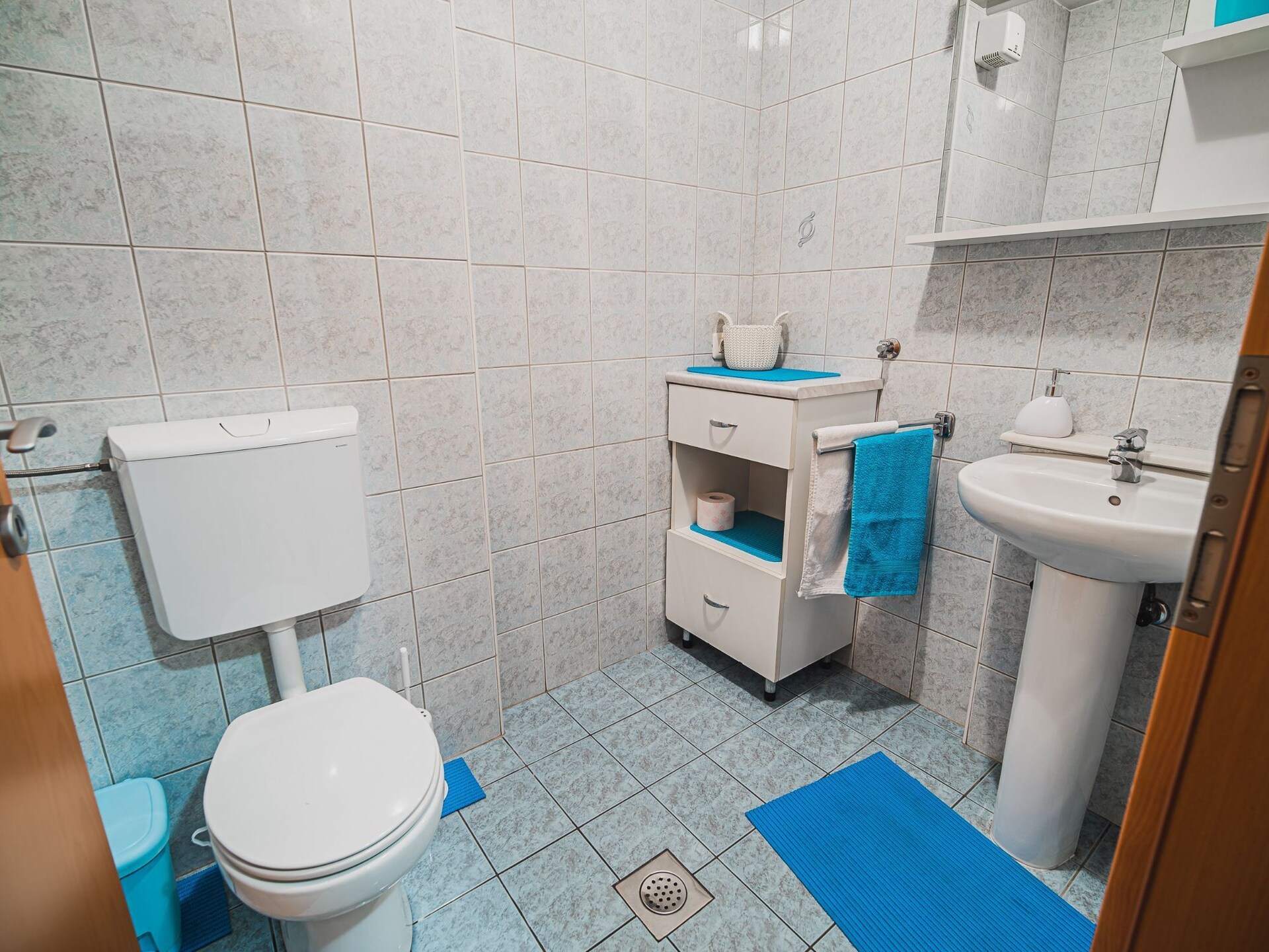 Ruim 6-persoons appartement aan de Soča rivier in Bovec - foto 14