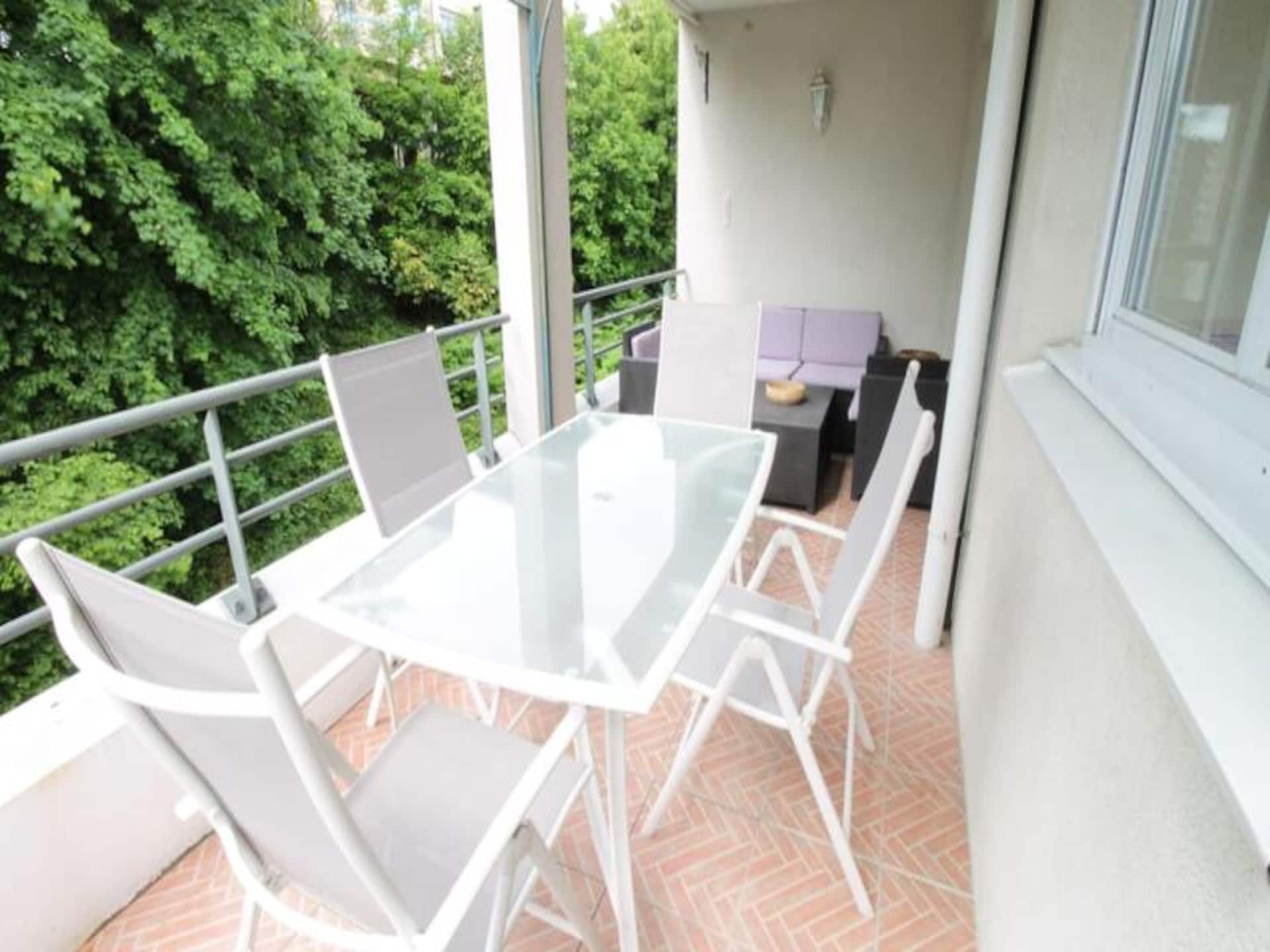 Comfortabel appartement met terras en garage aan de voet van het Kasteel van Chambéry - foto 2