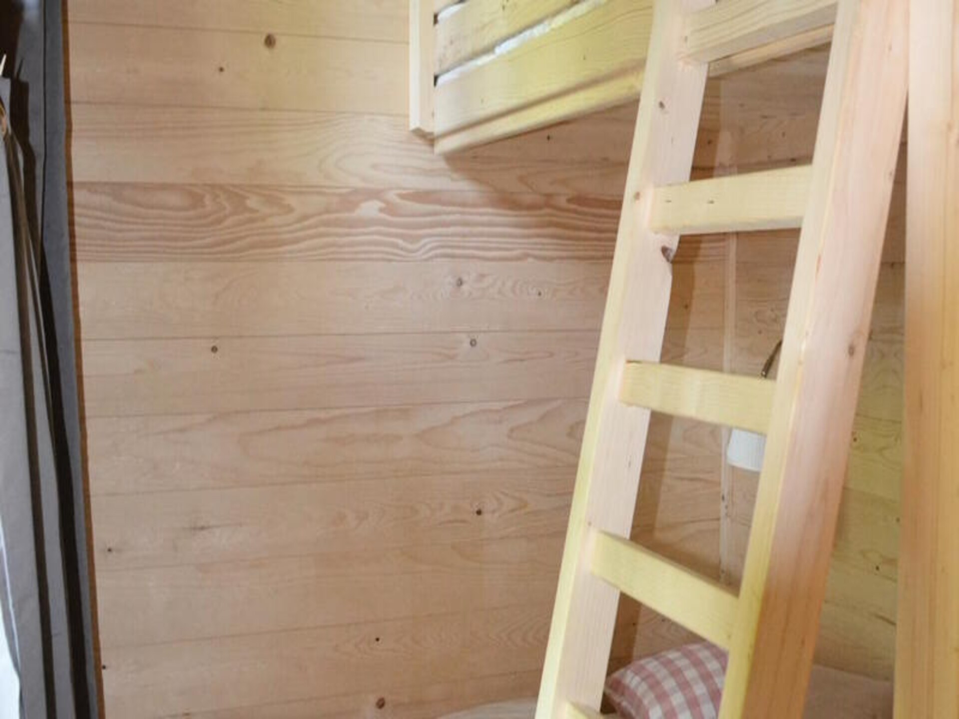 Comfortabele Cocoon Lodge voor 6 personen in het groene Parc de la Belle, Magné - foto 18