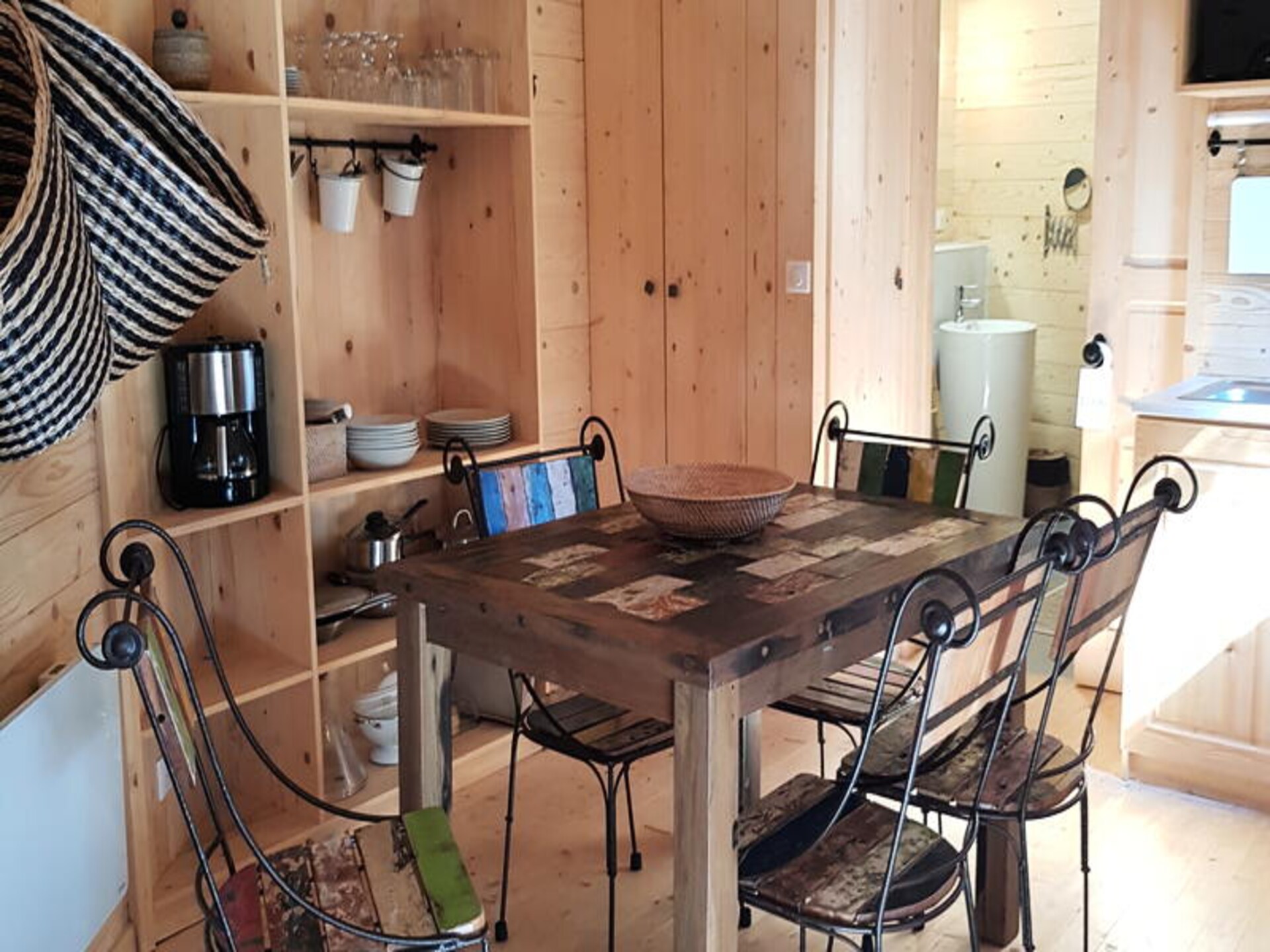 Bohemian Lodge voor 6 personen in natuurrijk Magné - foto 16