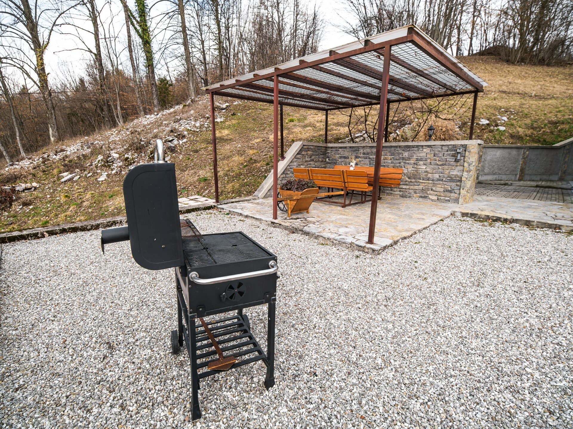 Vrijstaand vakantiehuis met sauna en BBQ aan de rivier bij Slap ob Idrijci - foto 41