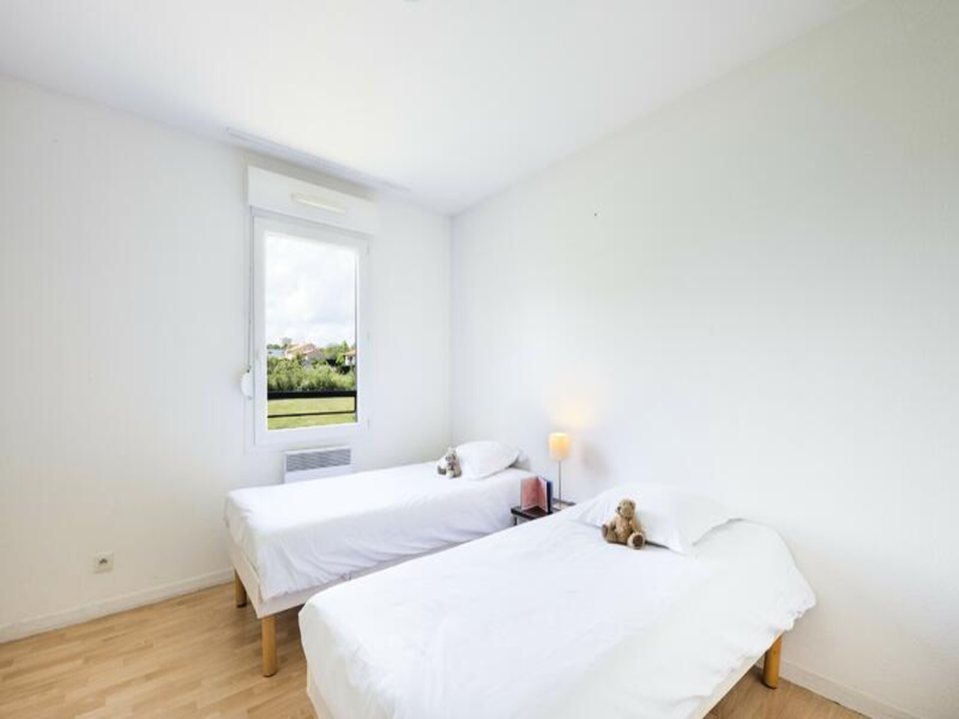 Ruim appartement voor 8 bij Clermont-Ferrand met zwembad - foto 20
