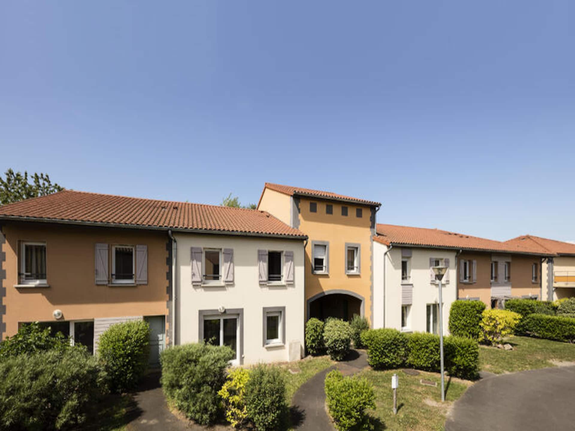 Knus appartement voor 2 bij Clermont-Ferrand met zwembad en gratis wifi - foto 10