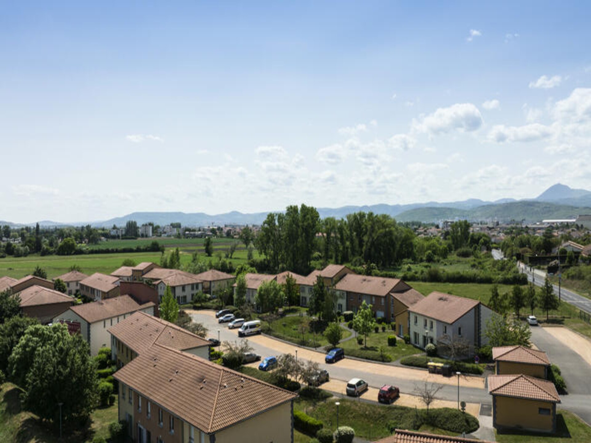 Knus appartement voor 2 bij Clermont-Ferrand met zwembad en gratis wifi - foto 13