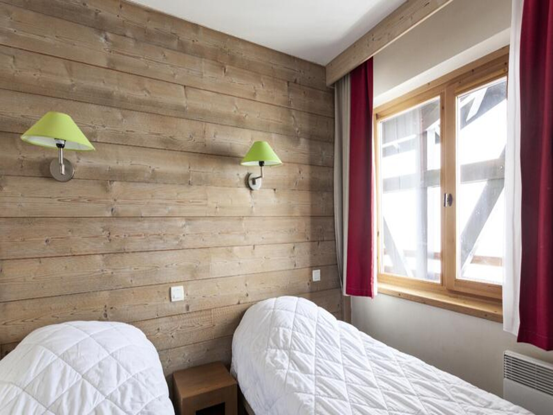 Appartement 7p in het autovrije La Tania, direct bij de piste en winkels - foto 13