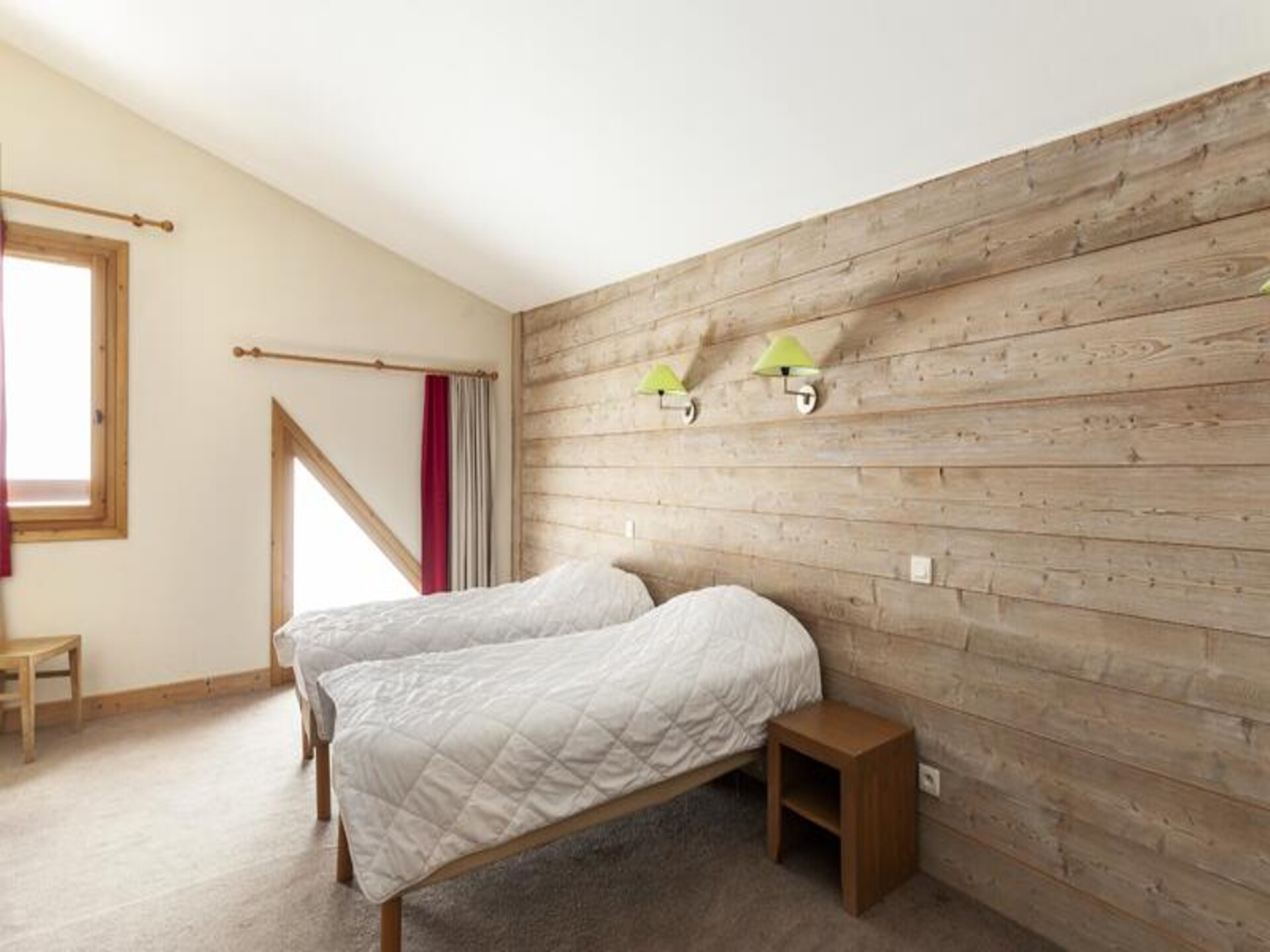 Appartement 7p in het autovrije La Tania, direct bij de piste en winkels - foto 14