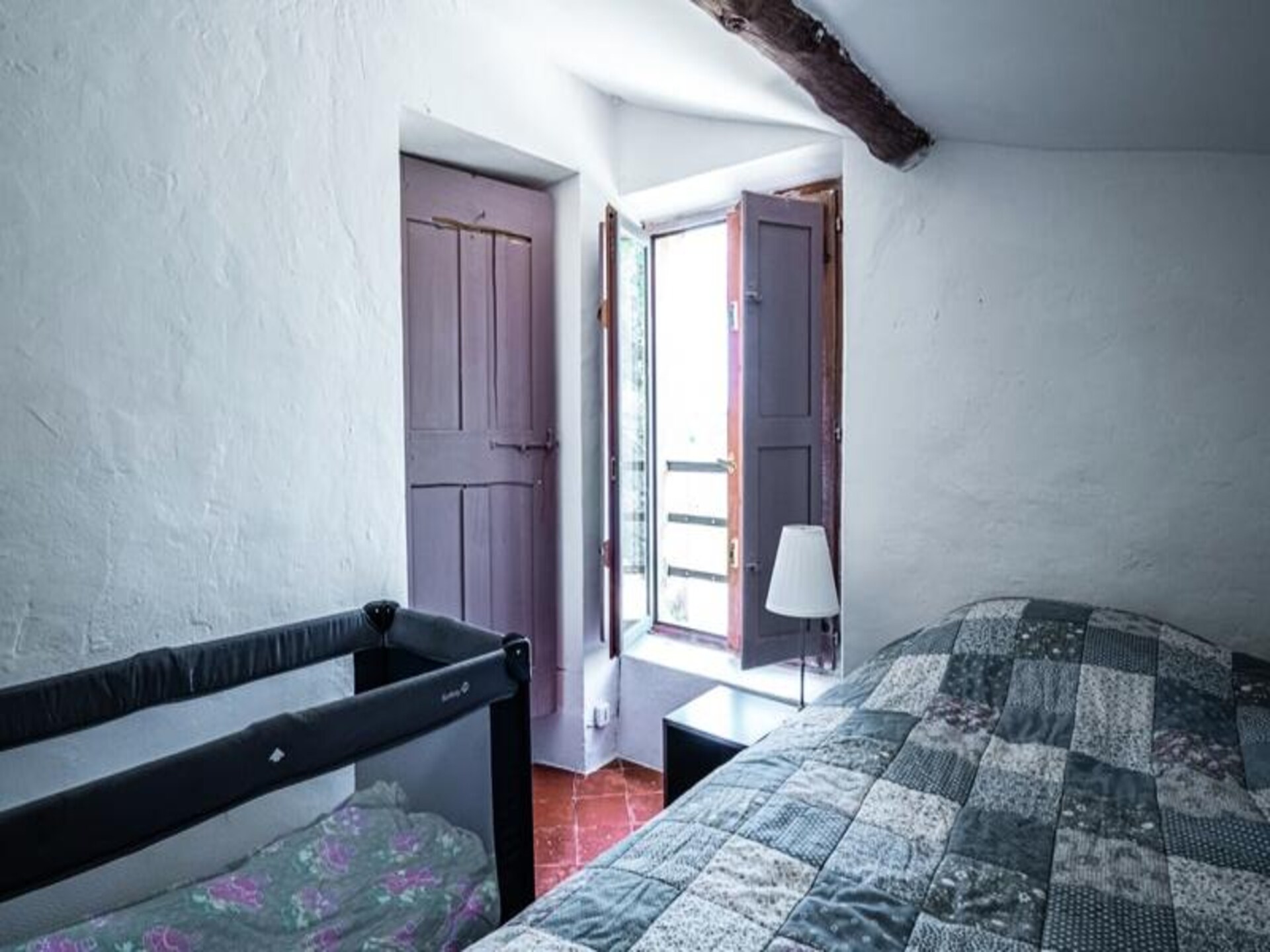 Gerenoveerd huis met panoramisch uitzicht in de Luberon bij La Tour d'Aigues - foto 9