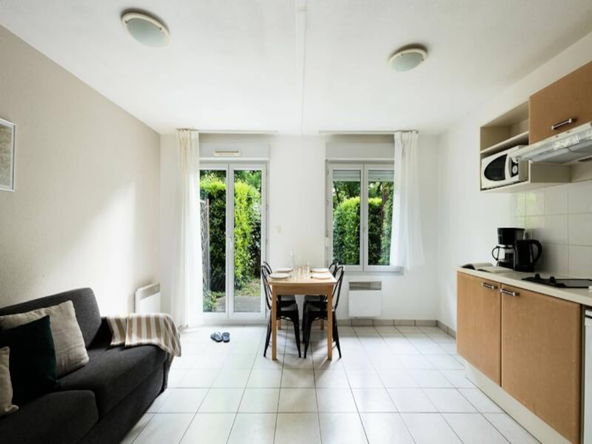 Rustiek appartement op landgoed met zwembad, op 15 minuten van Lyon - foto 10