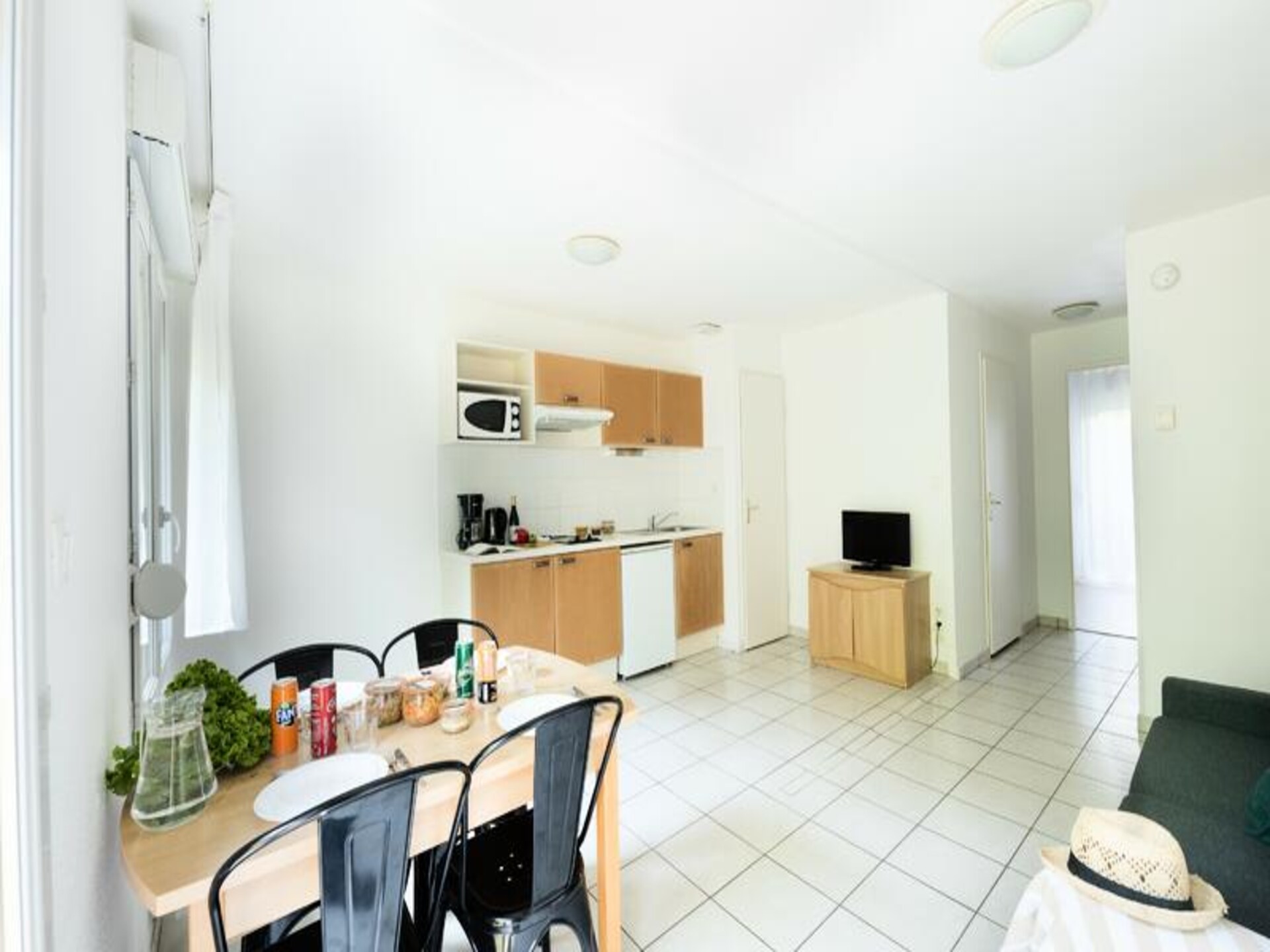 Rustiek appartement op landgoed bij Lyon met zwembad - foto 12
