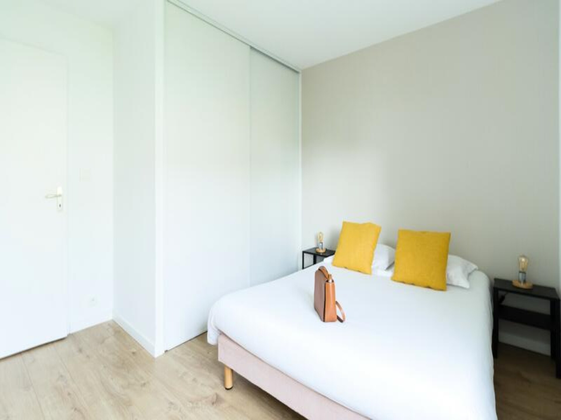Ruim duplex appartement voor 8 personen bij Lyon met zwembad - foto 15