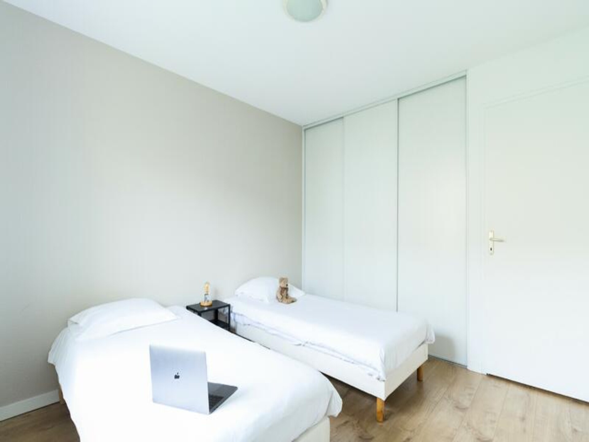 Ruim duplex appartement voor 8 personen bij Lyon met zwembad - foto 18