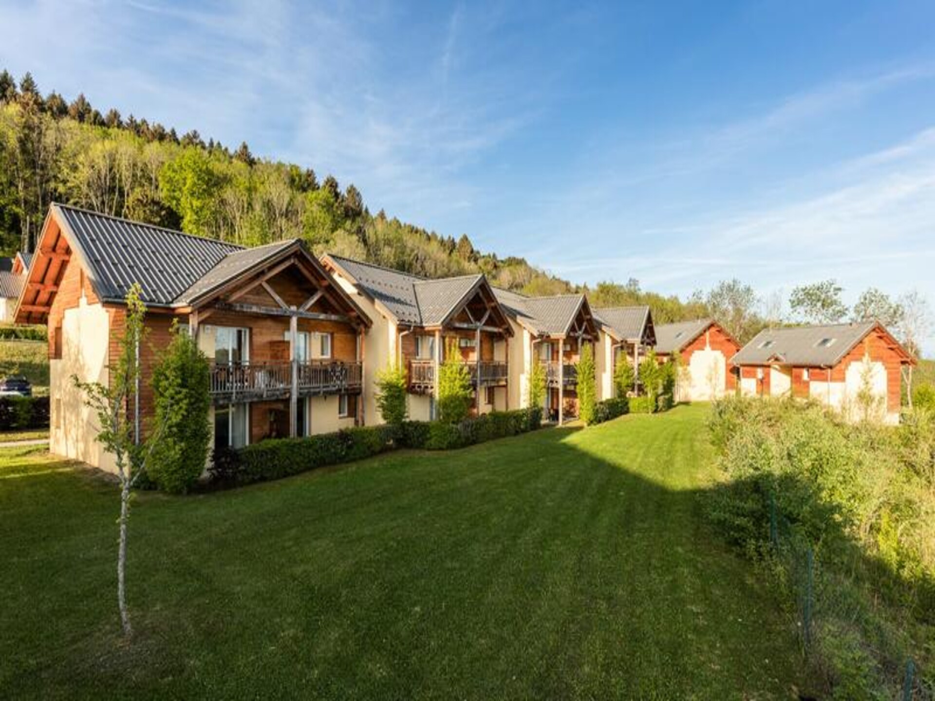 Rustiek chalet-appartement bij het Meer van Genève met zwembad en tennis - foto 14