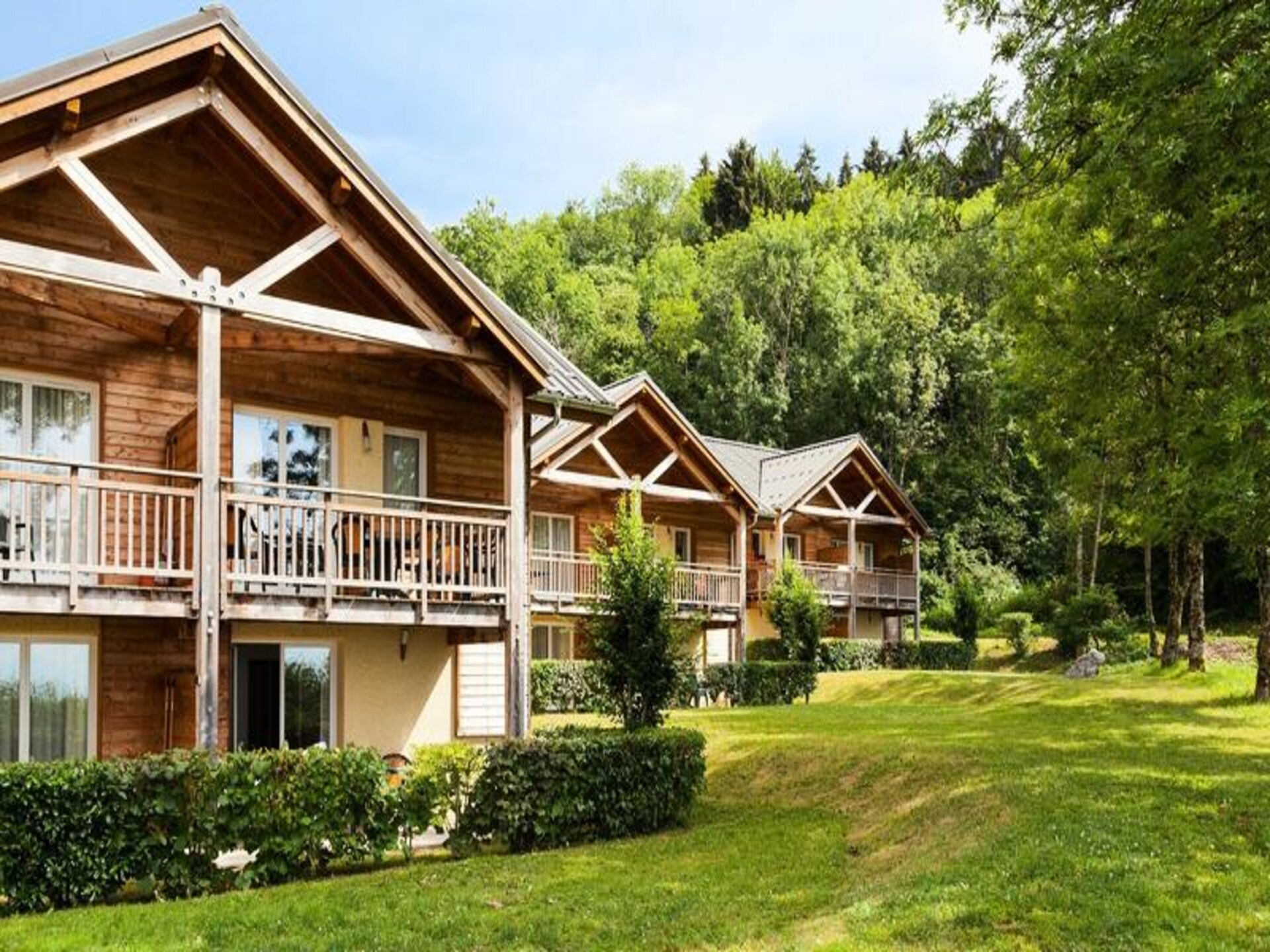 Rustiek chalet-appartement bij het Meer van Genève met zwembad en tennis - foto 16