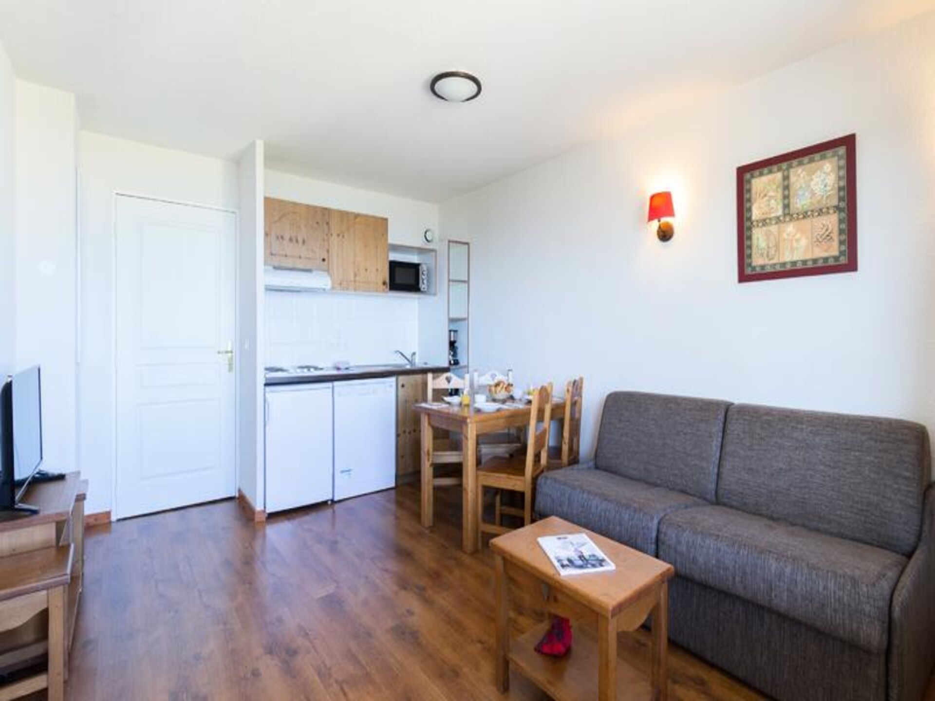 Rustiek chalet-appartement bij het Meer van Genève met zwembad en tennis - foto 19