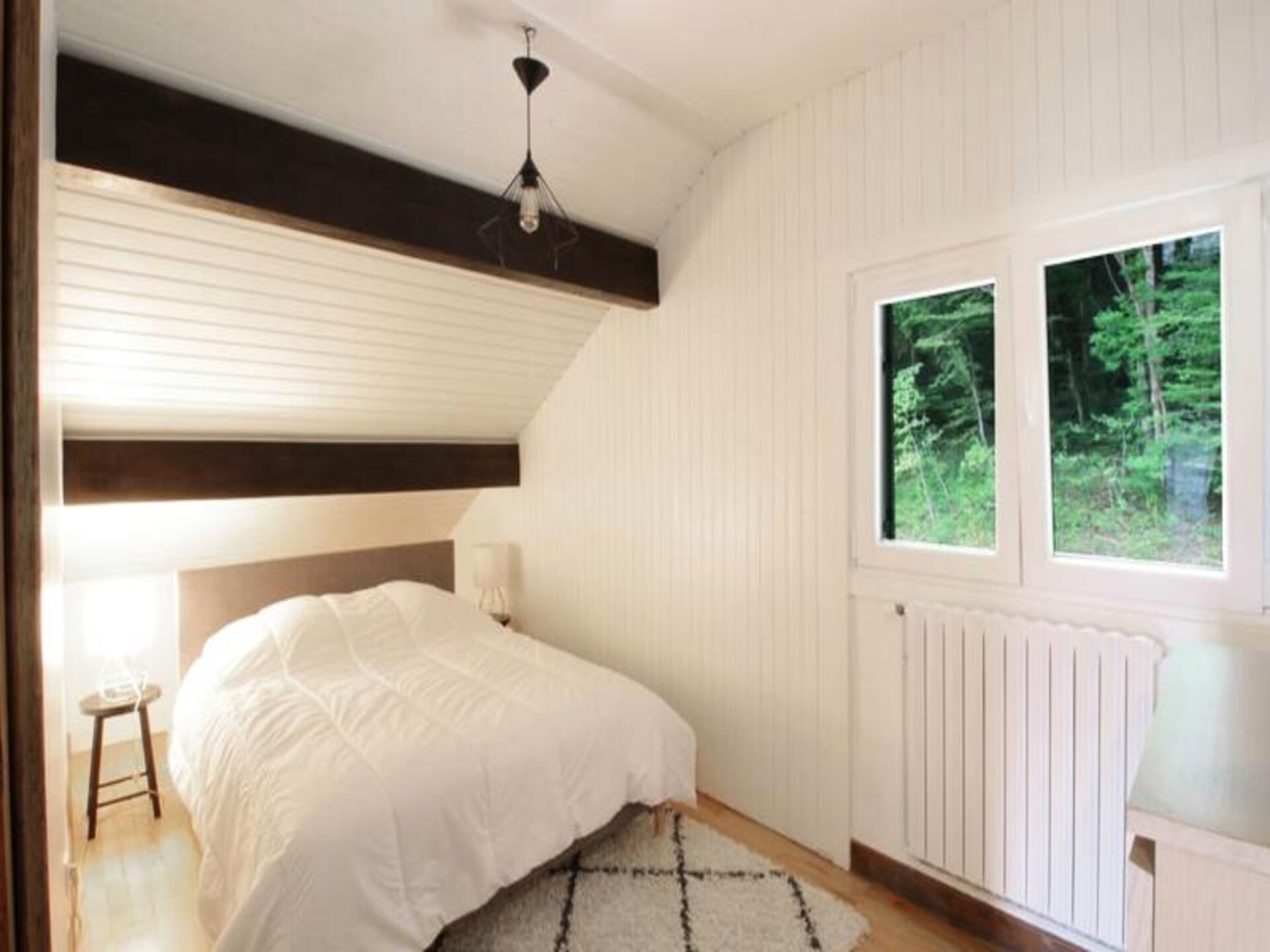 Sfeervol chalet met 5 slaapkamers en panorama op Lac d'Aiguebelette - foto 15