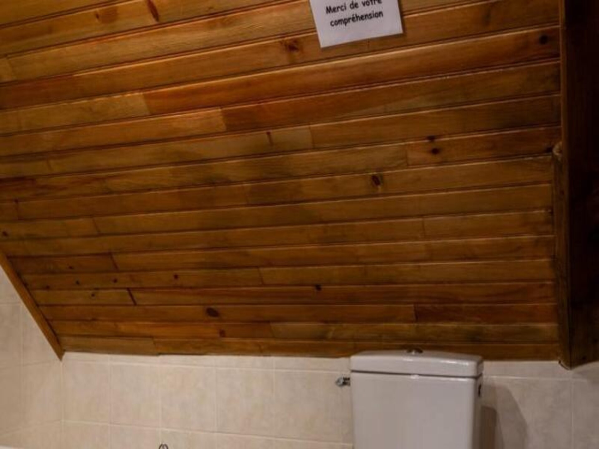 Karakteristiek vakantiehuis voor 7 in Nasbinals met ommuurde tuin - foto 35