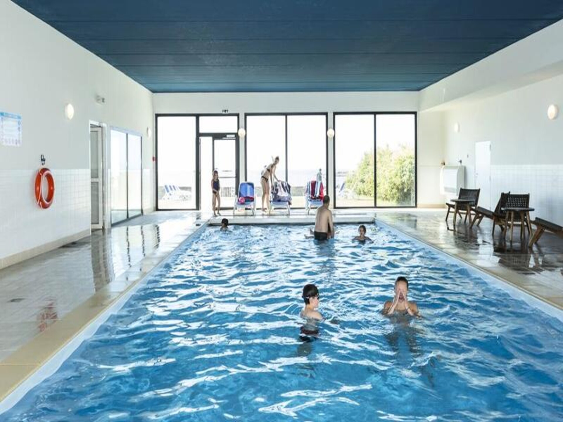 Appartement 6 pers. met uitzicht op zee en zwembad in Plougasnou - foto 2