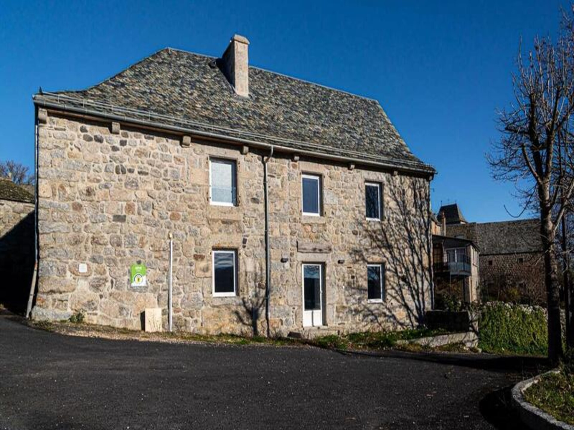 Authentieke Pastorie in Recoules d'Aubrac voor 8 Personen - foto 2