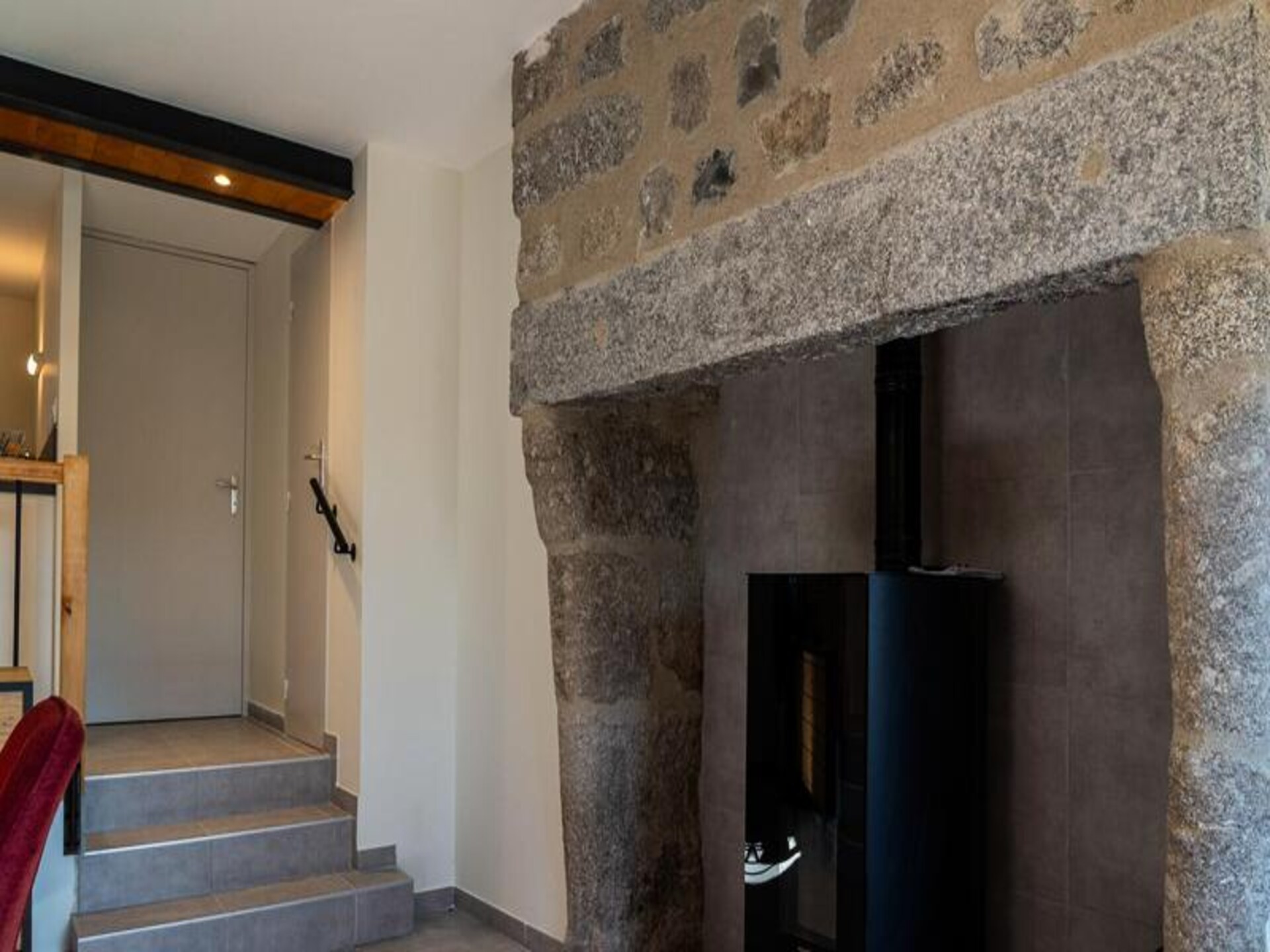 Authentieke Pastorie in Recoules d'Aubrac voor 8 Personen - foto 19