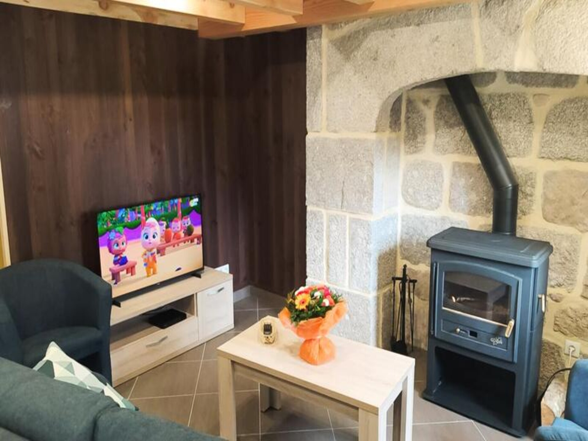 Lou Vachou: Ruim appartement aan de rivier in Rimeize, nabij Aubrac - foto 9