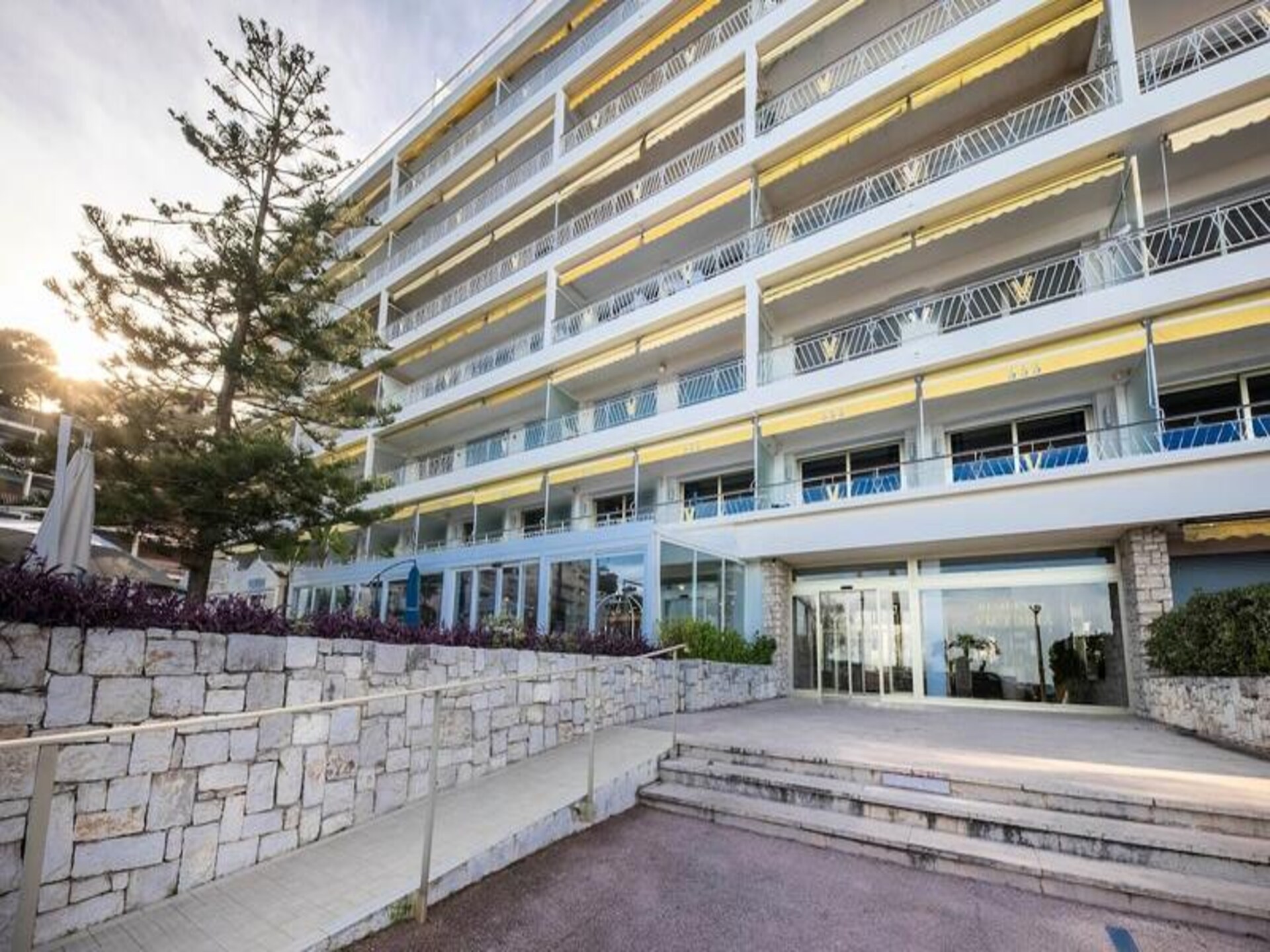 Gerenoveerd appartement op 20 meter van zee met terras en panoramisch uitzicht - foto 5