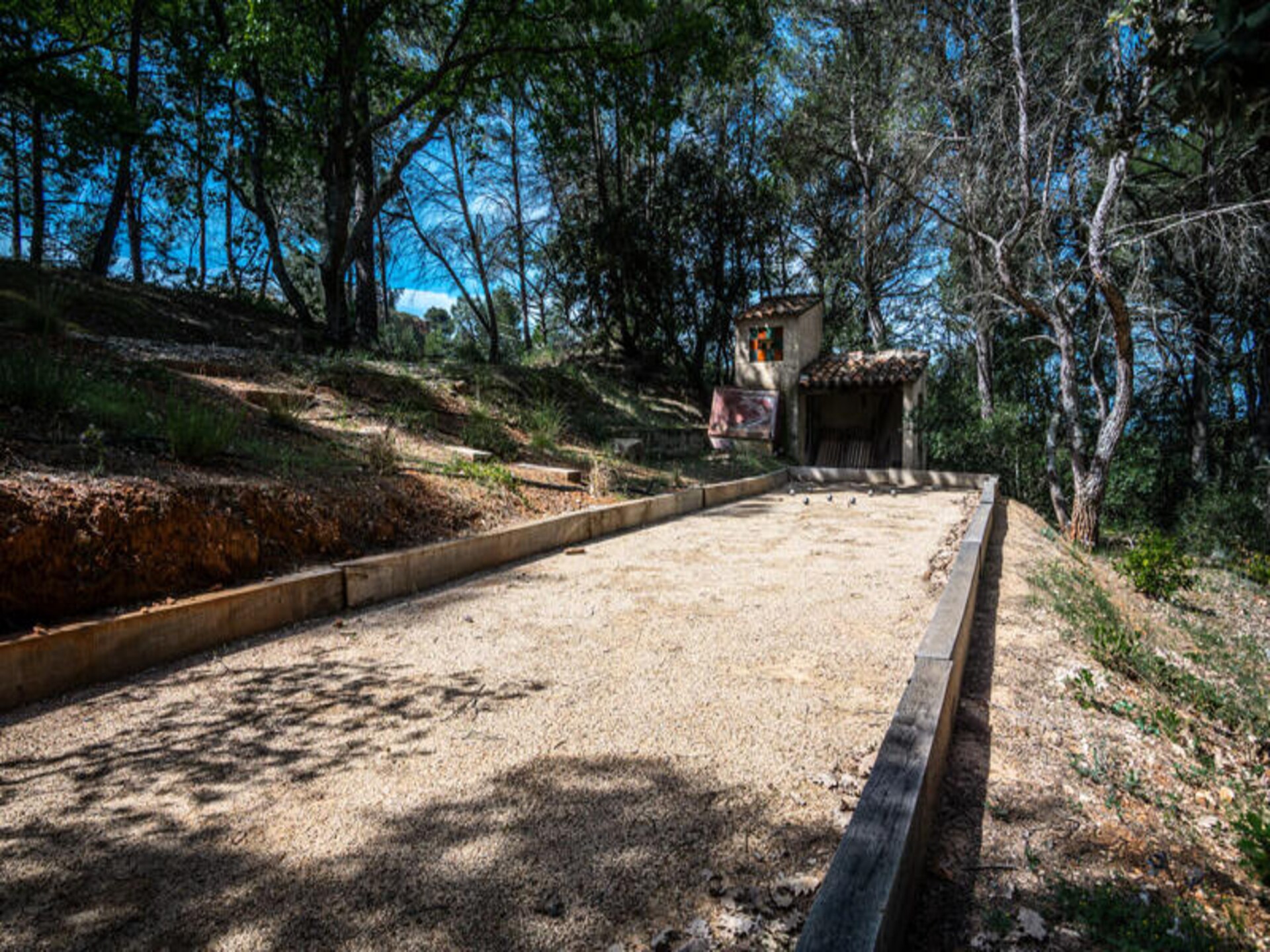 Provençaalse boerderij met verwarmd zwembad en uitzicht op Roussillon - foto 32