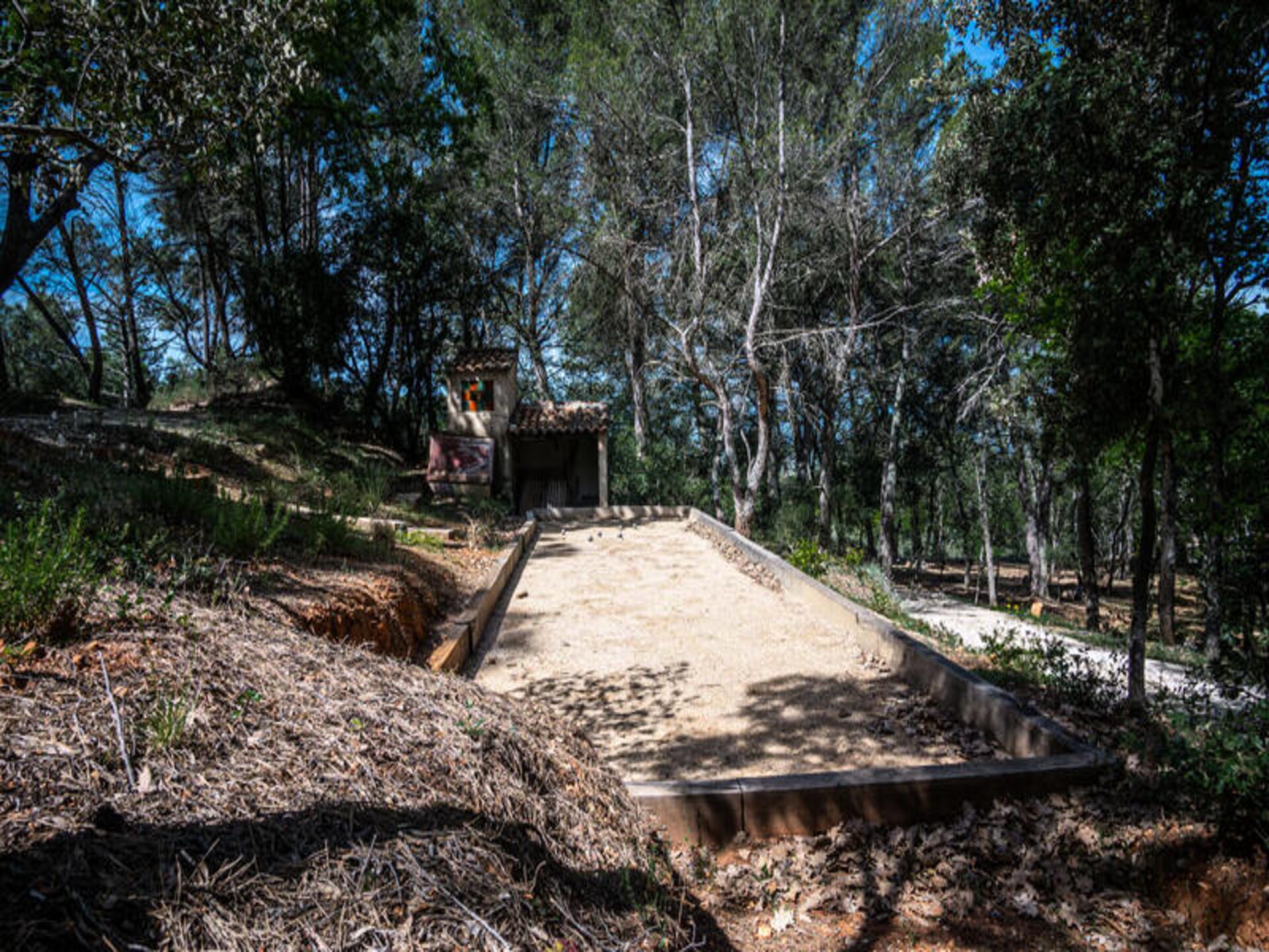 Provençaalse boerderij met verwarmd zwembad en uitzicht op Roussillon - foto 33