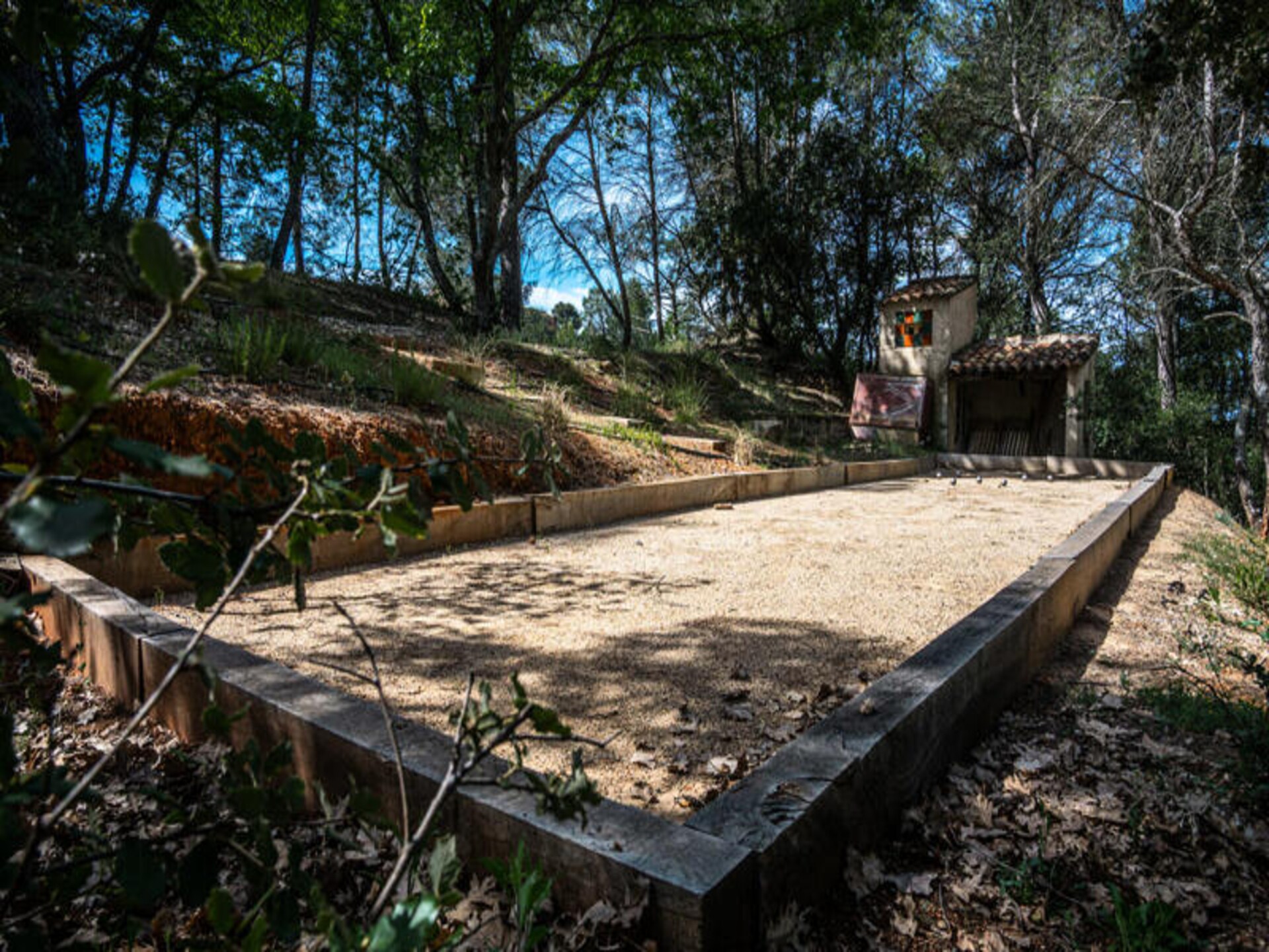 Provençaalse boerderij met verwarmd zwembad en uitzicht op Roussillon - foto 34