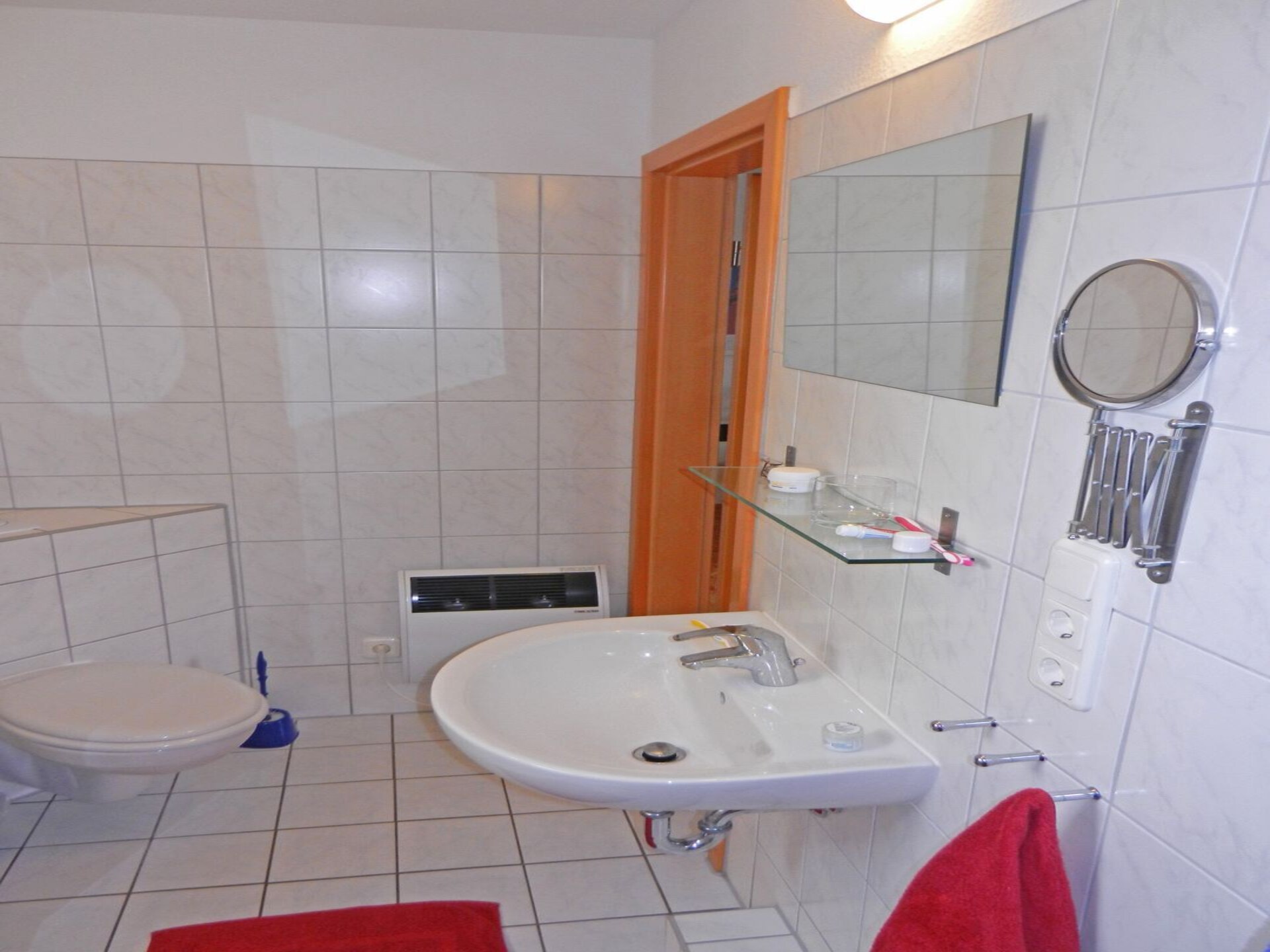 Ruime woonboot voor 6 personen aan de Kroesliner See in Kröslin · 75 m² - foto 9