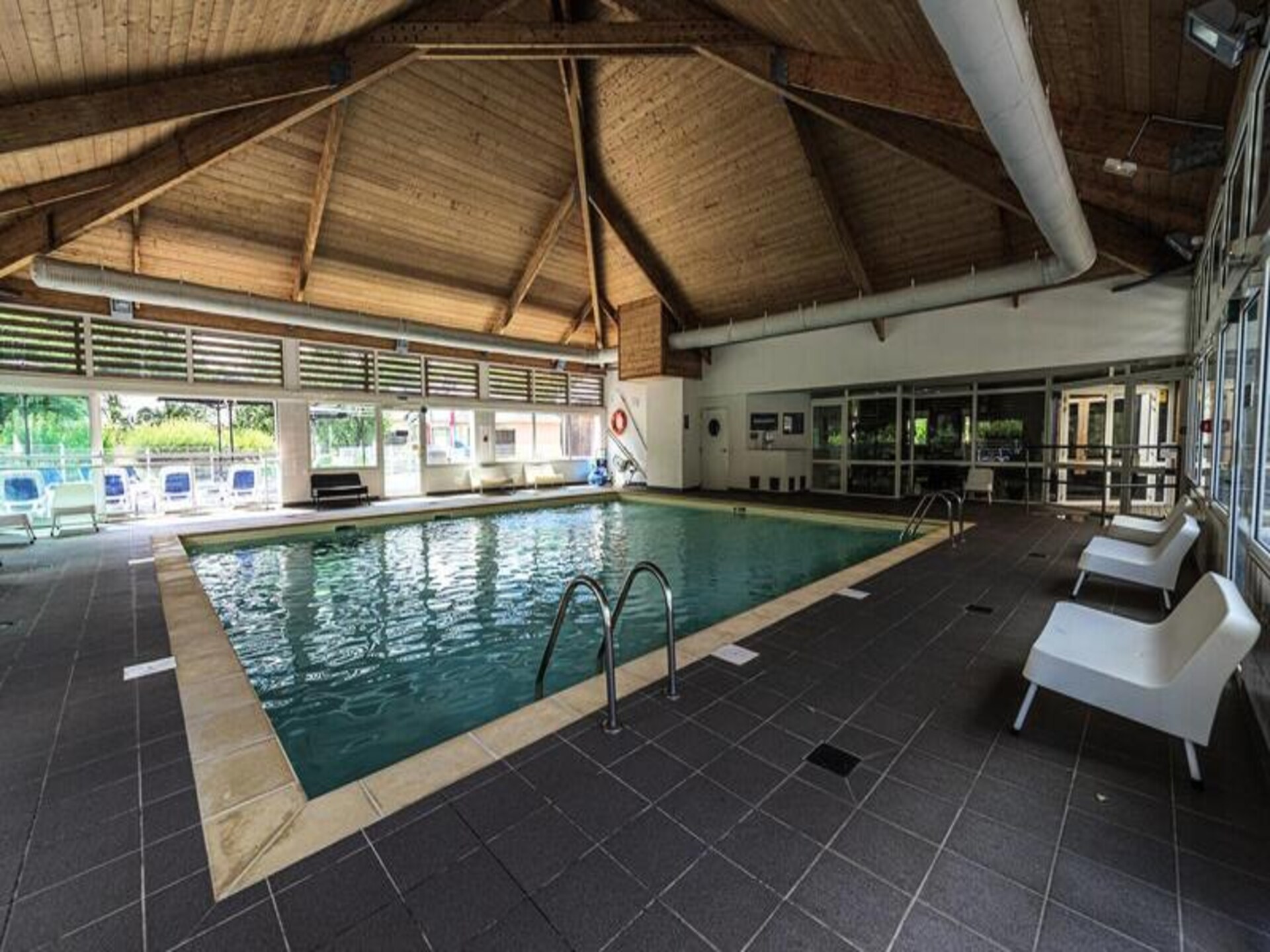 Rustiek appartement aan de golfbaan van Saumur met verwarmd zwembad - foto 3